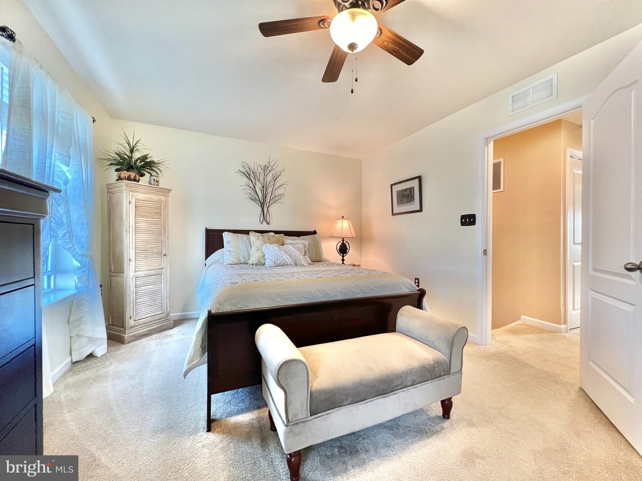 ARCHERS ROCK - Residential