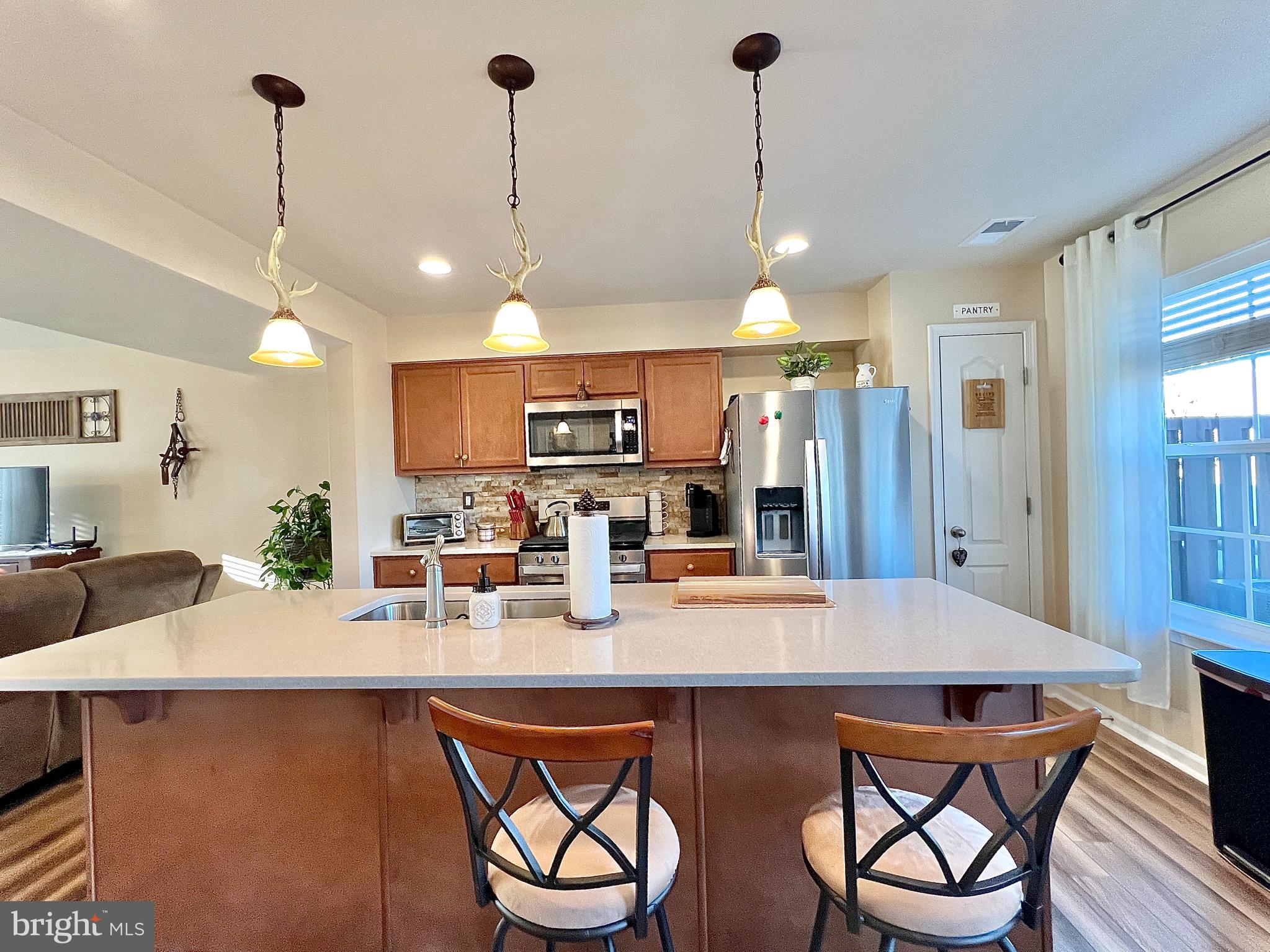 ARCHERS ROCK - Residential