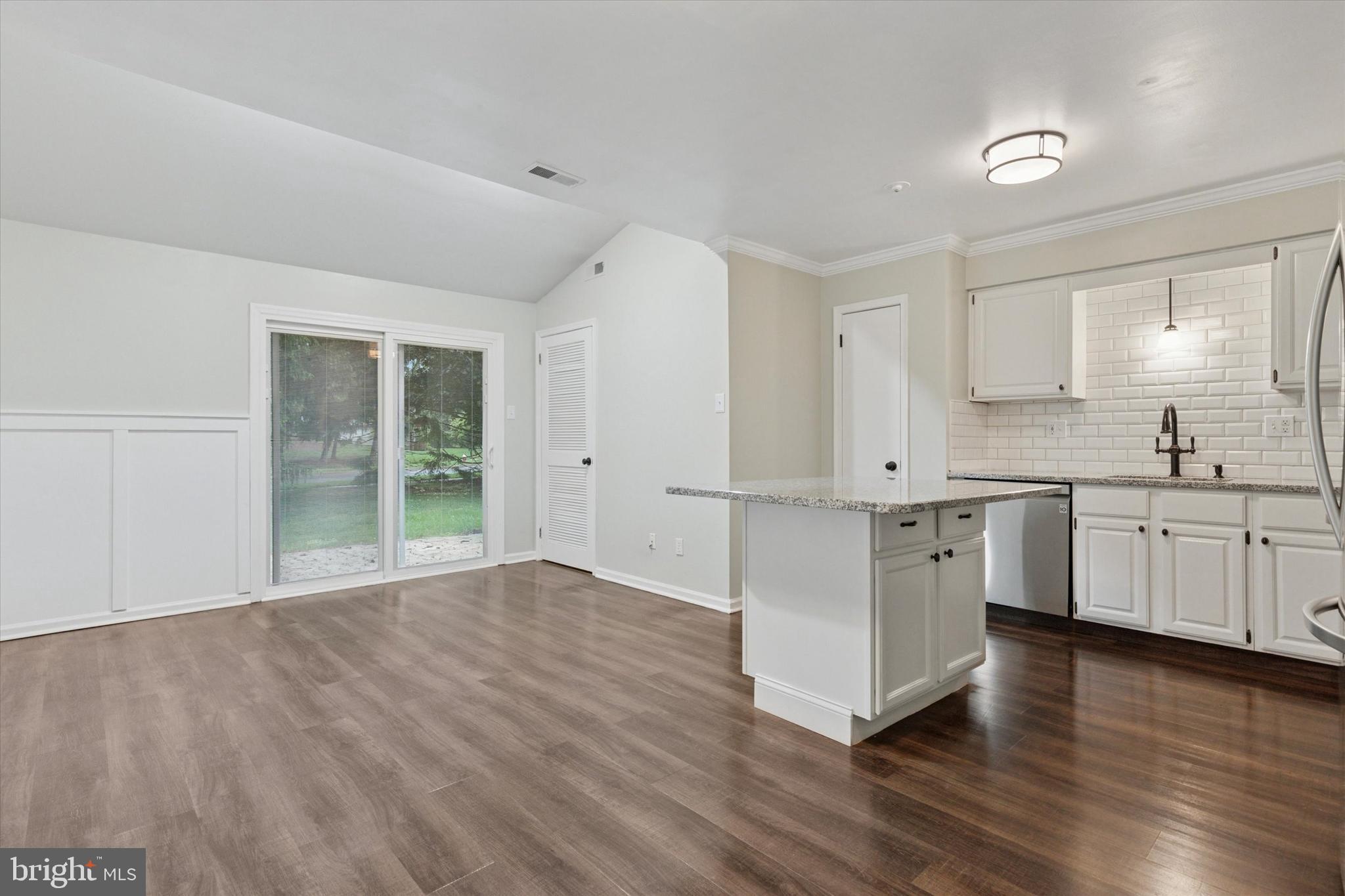 EAGLE RIDGE - Residential Lease