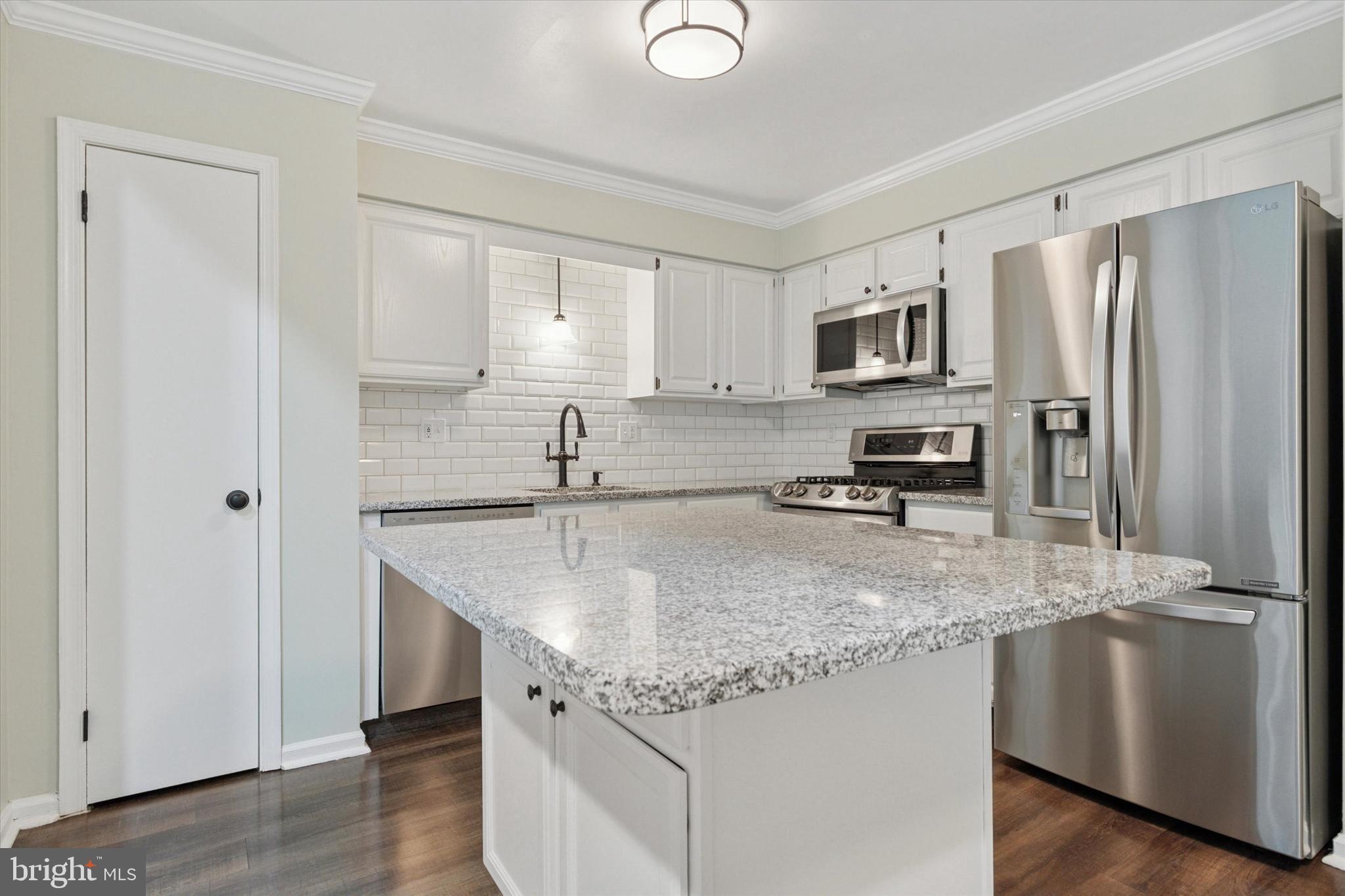 EAGLE RIDGE - Residential Lease