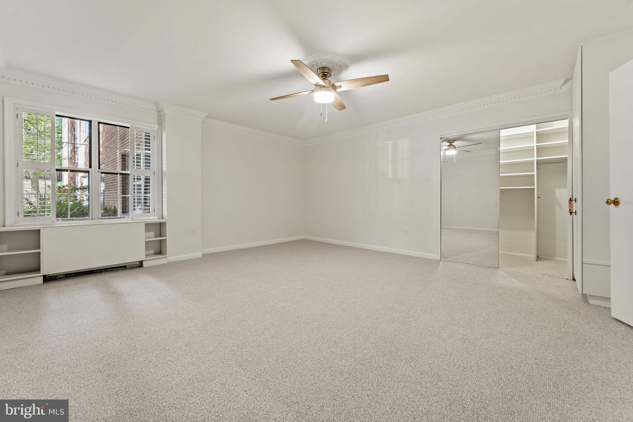 KENWOOD PLACE - Residential