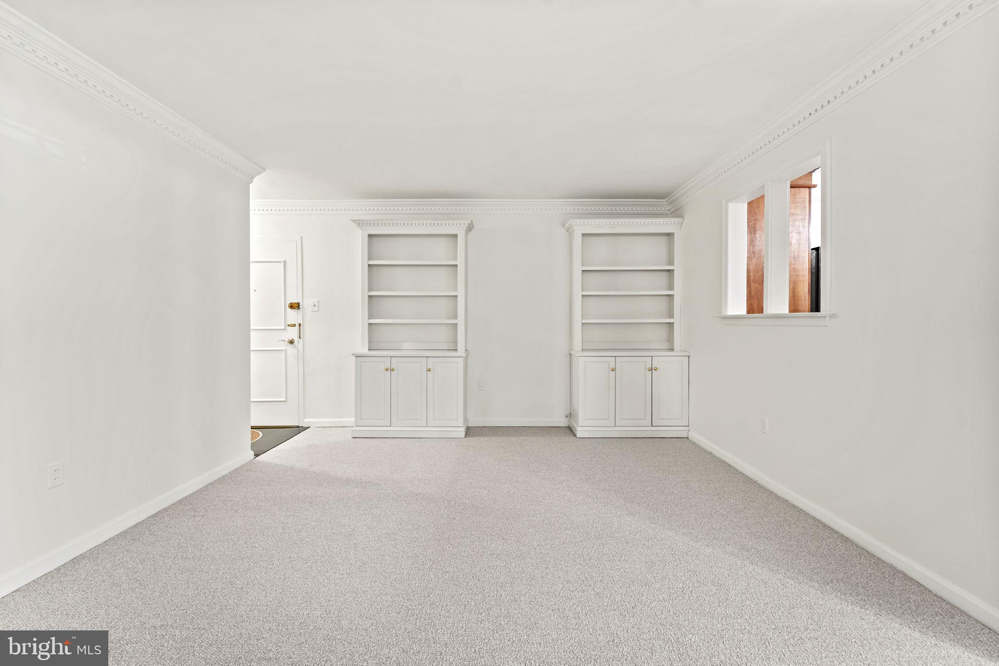 KENWOOD PLACE - Residential