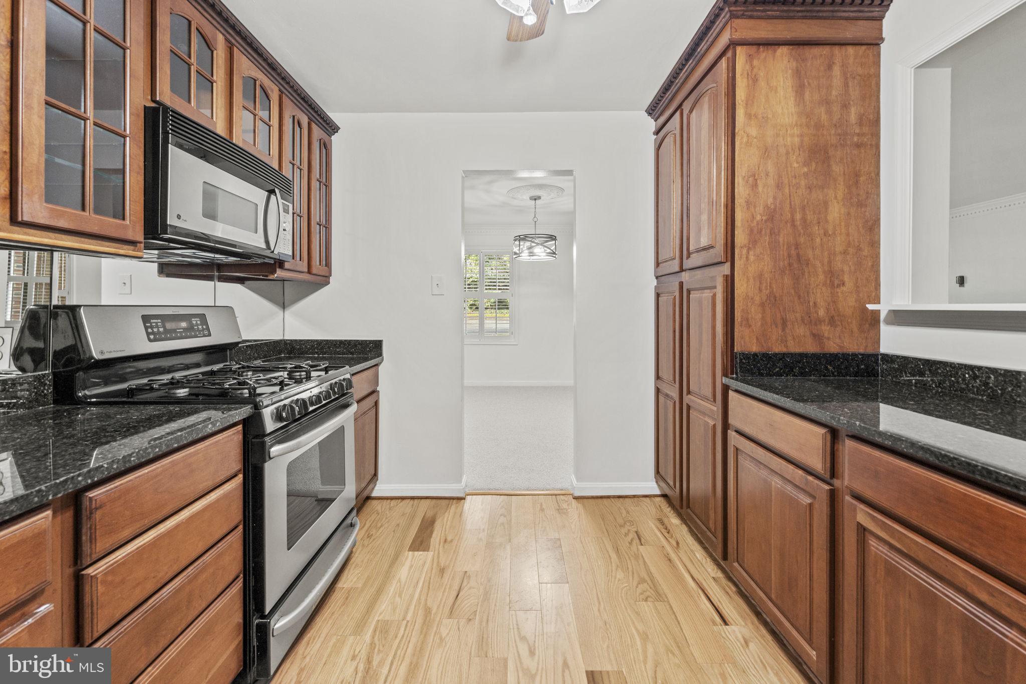 KENWOOD PLACE - Residential