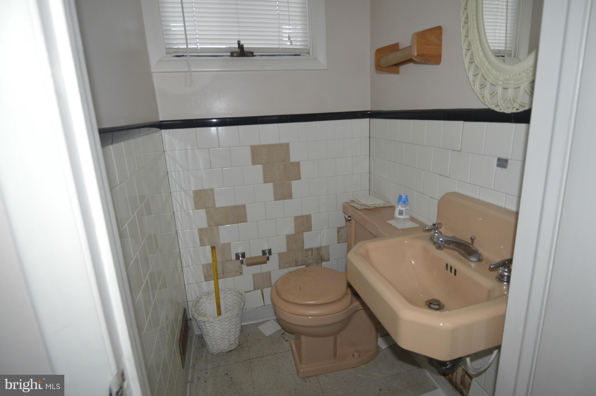 LUTHERVILLE - Commercial Sale