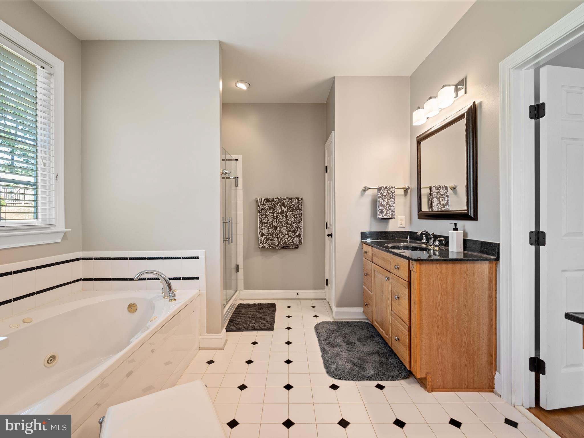 HERMITAGE - Residential