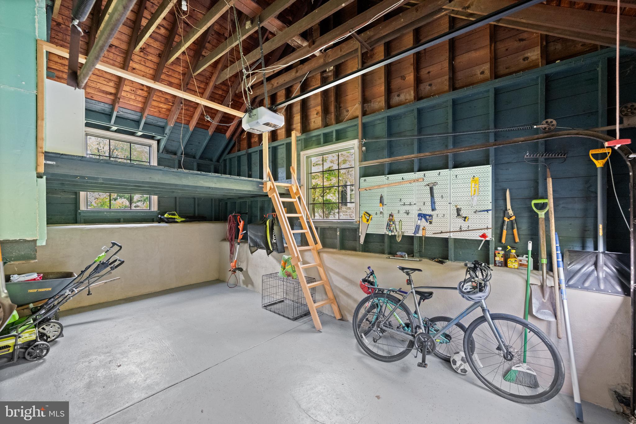 SHORTRIDGE - Residential