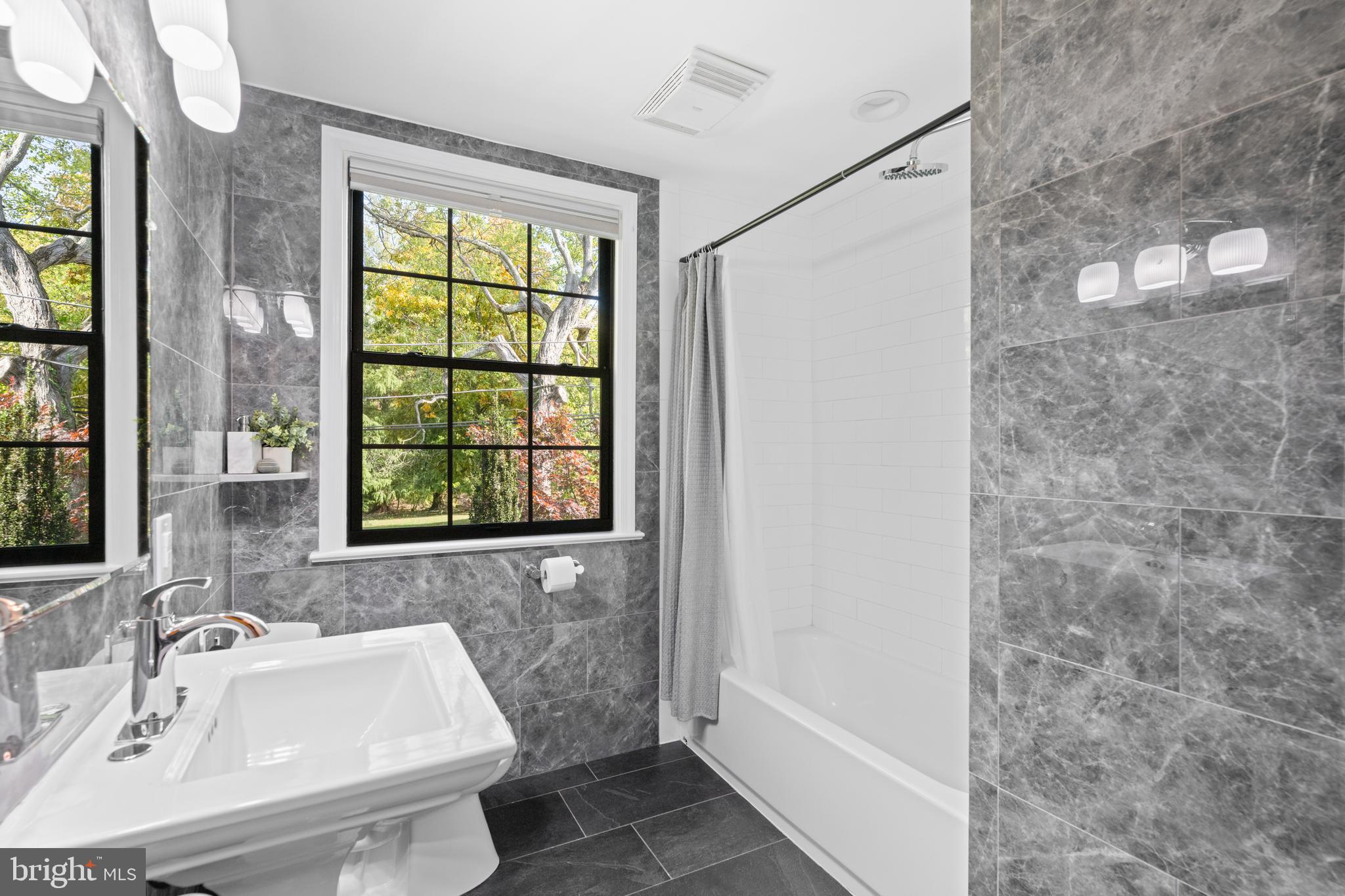 SHORTRIDGE - Residential