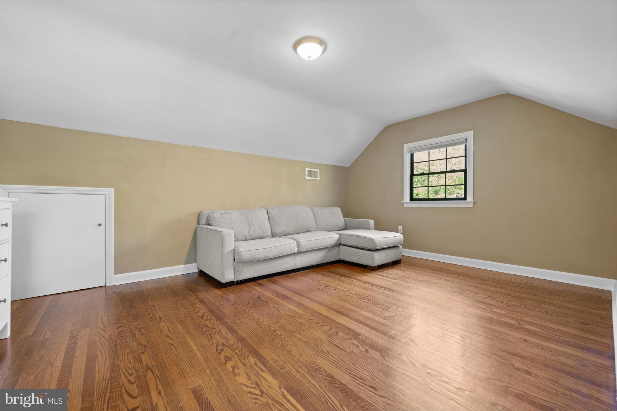 SHORTRIDGE - Residential