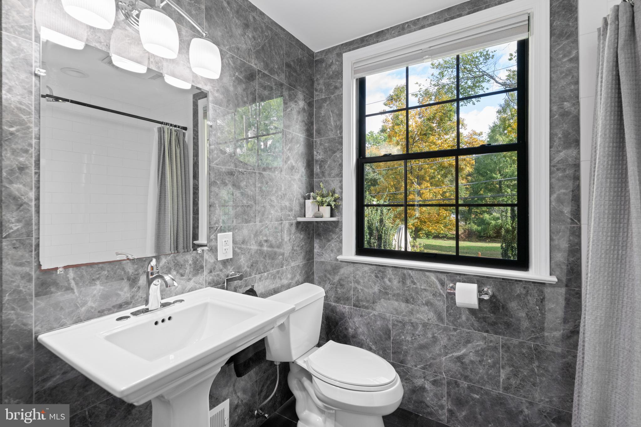 SHORTRIDGE - Residential