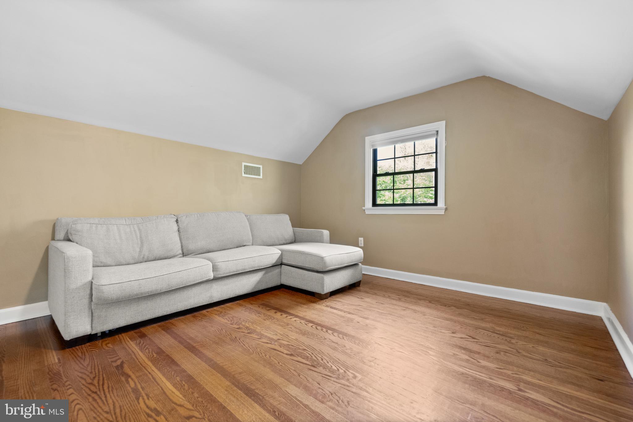 SHORTRIDGE - Residential