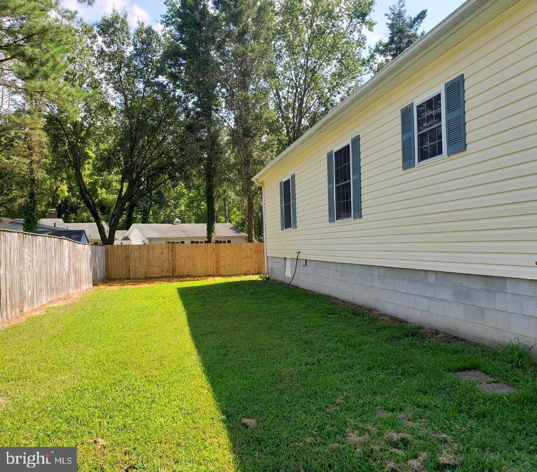 SMUGGLERS COVE - Residential