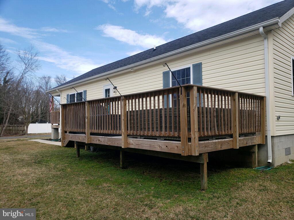 SMUGGLERS COVE - Residential