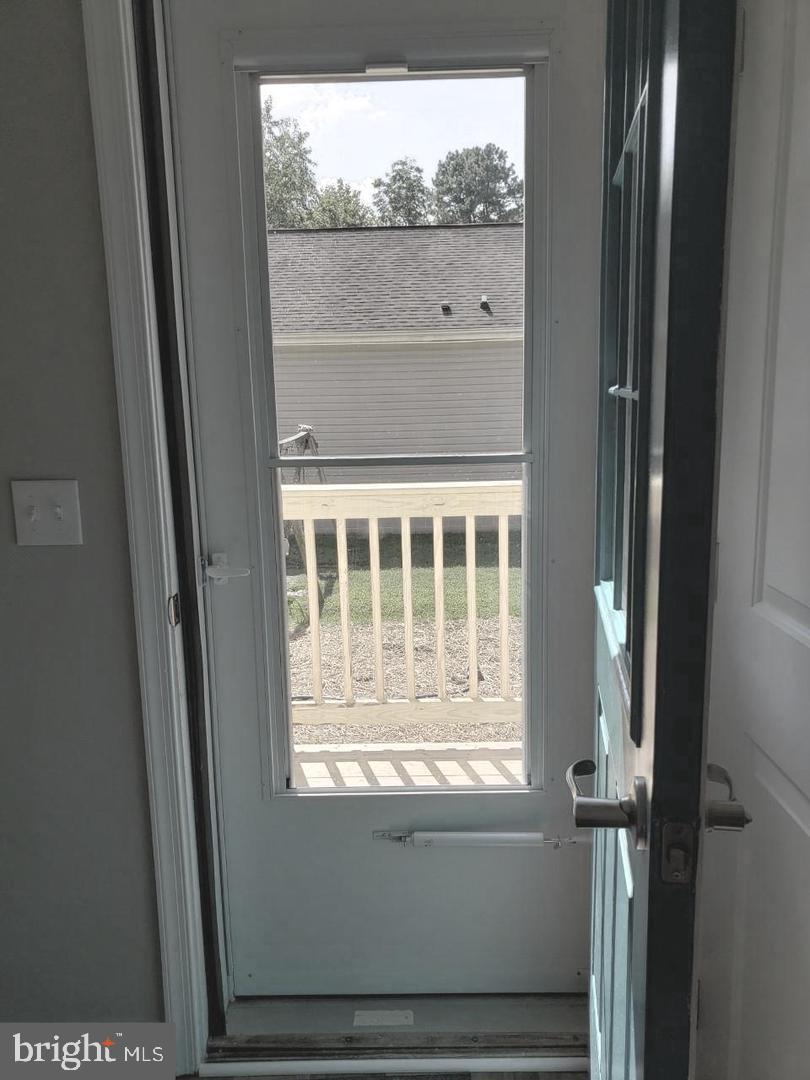 SMUGGLERS COVE - Residential