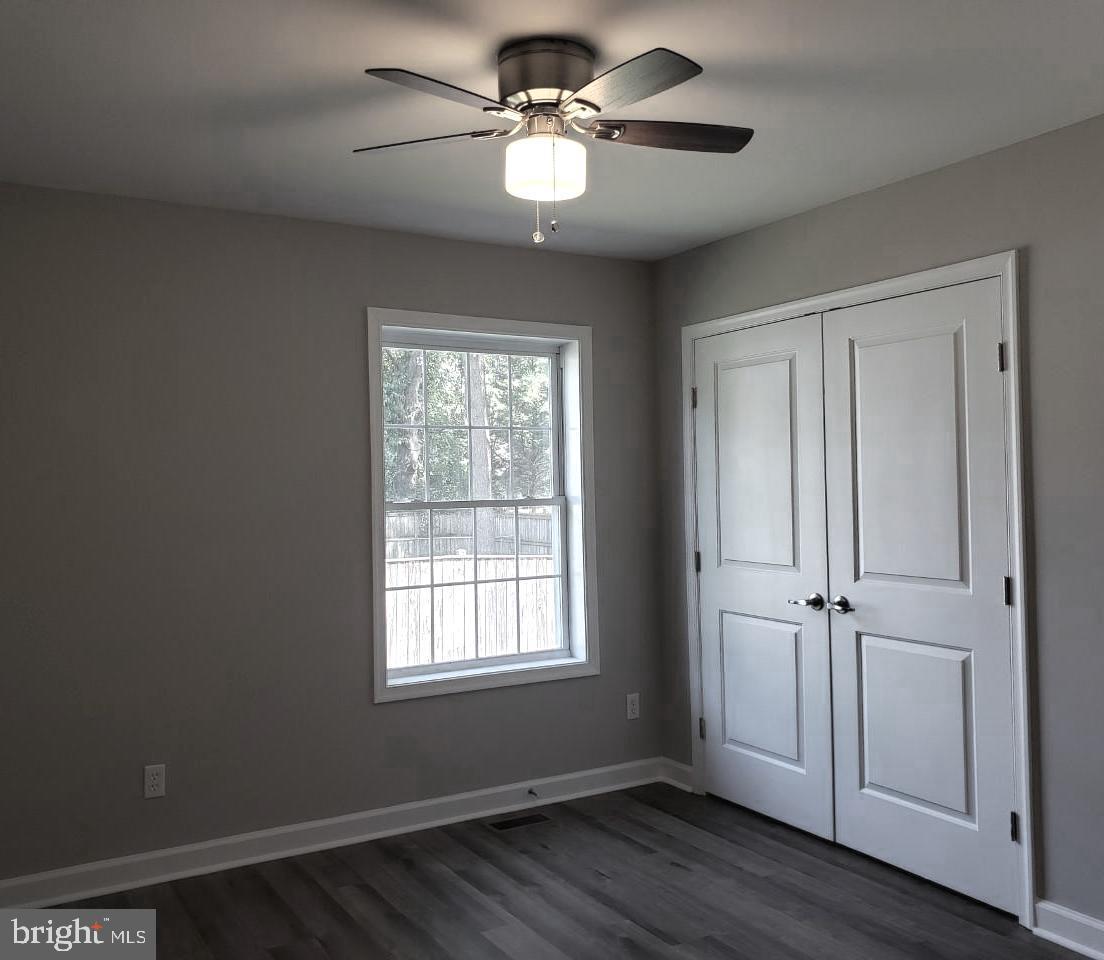 SMUGGLERS COVE - Residential