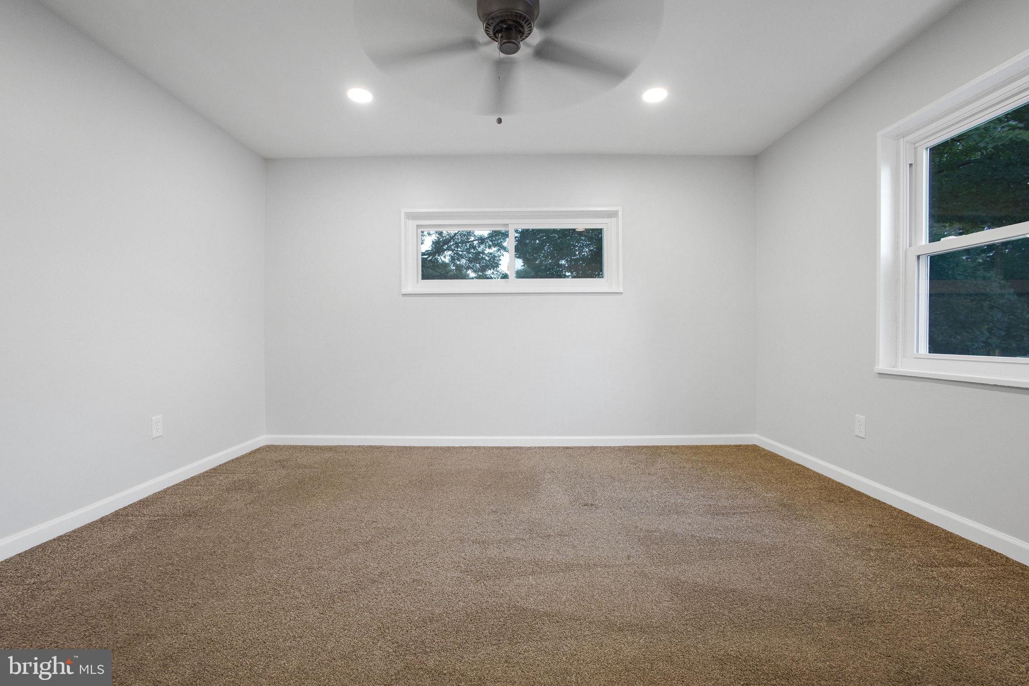 LANDOVER ESTATES - Residential Lease