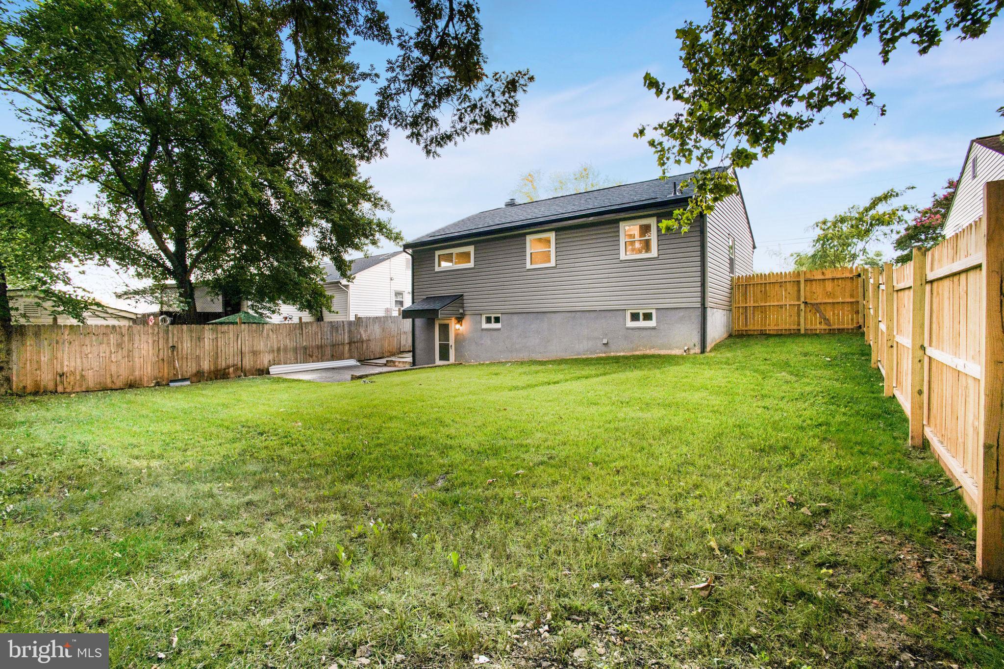 LANDOVER ESTATES - Residential Lease