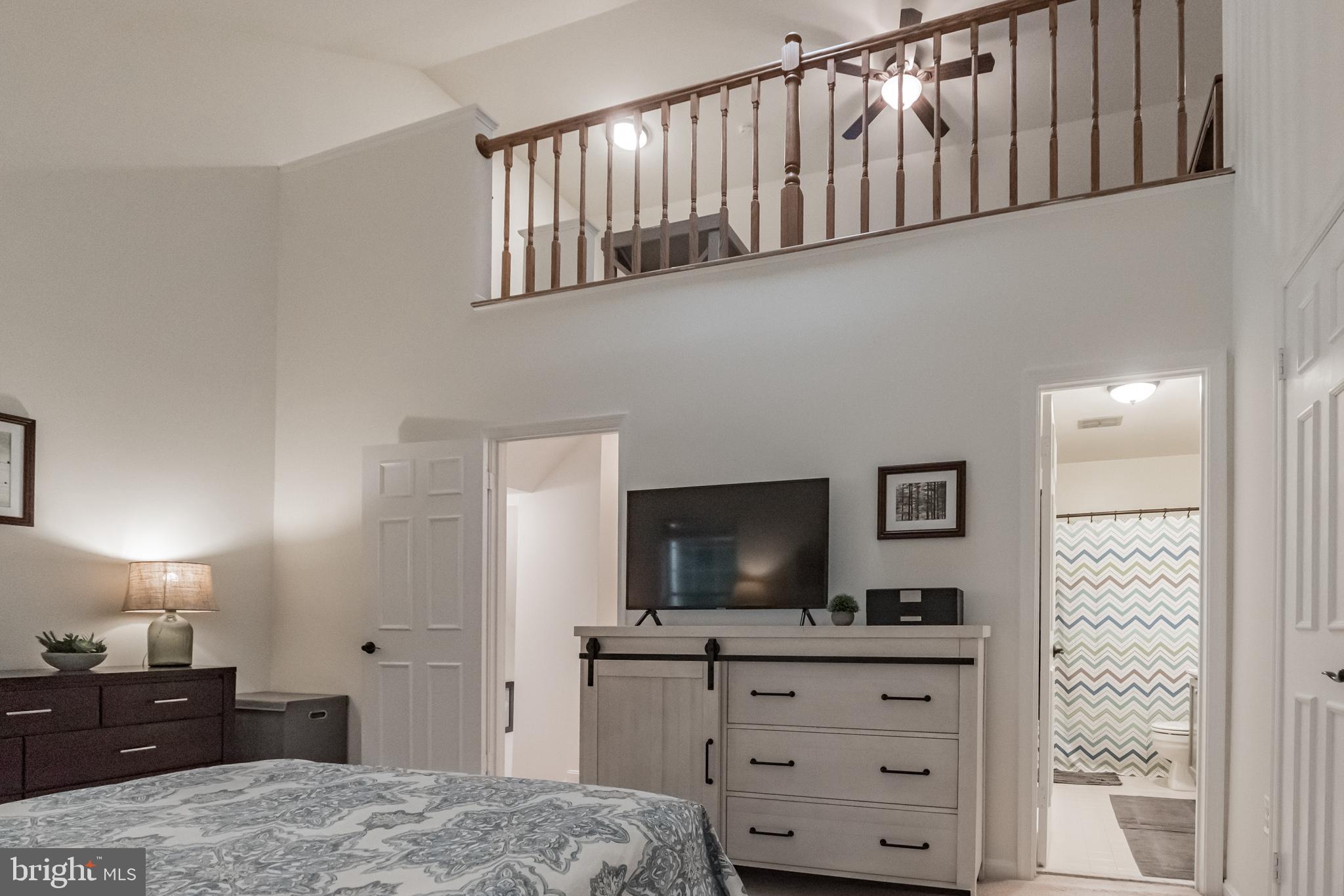 RUNNYMEADE - Residential