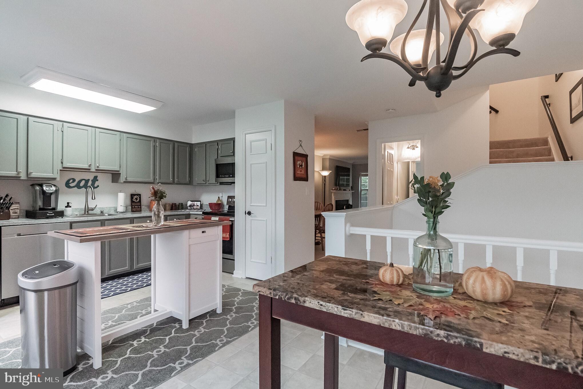 RUNNYMEADE - Residential