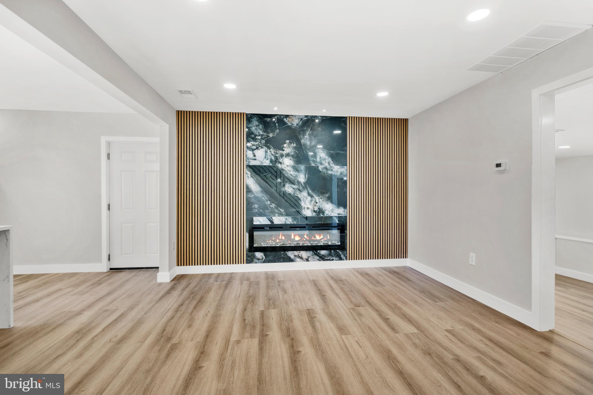 ACADEMY GARDENS - Residential
