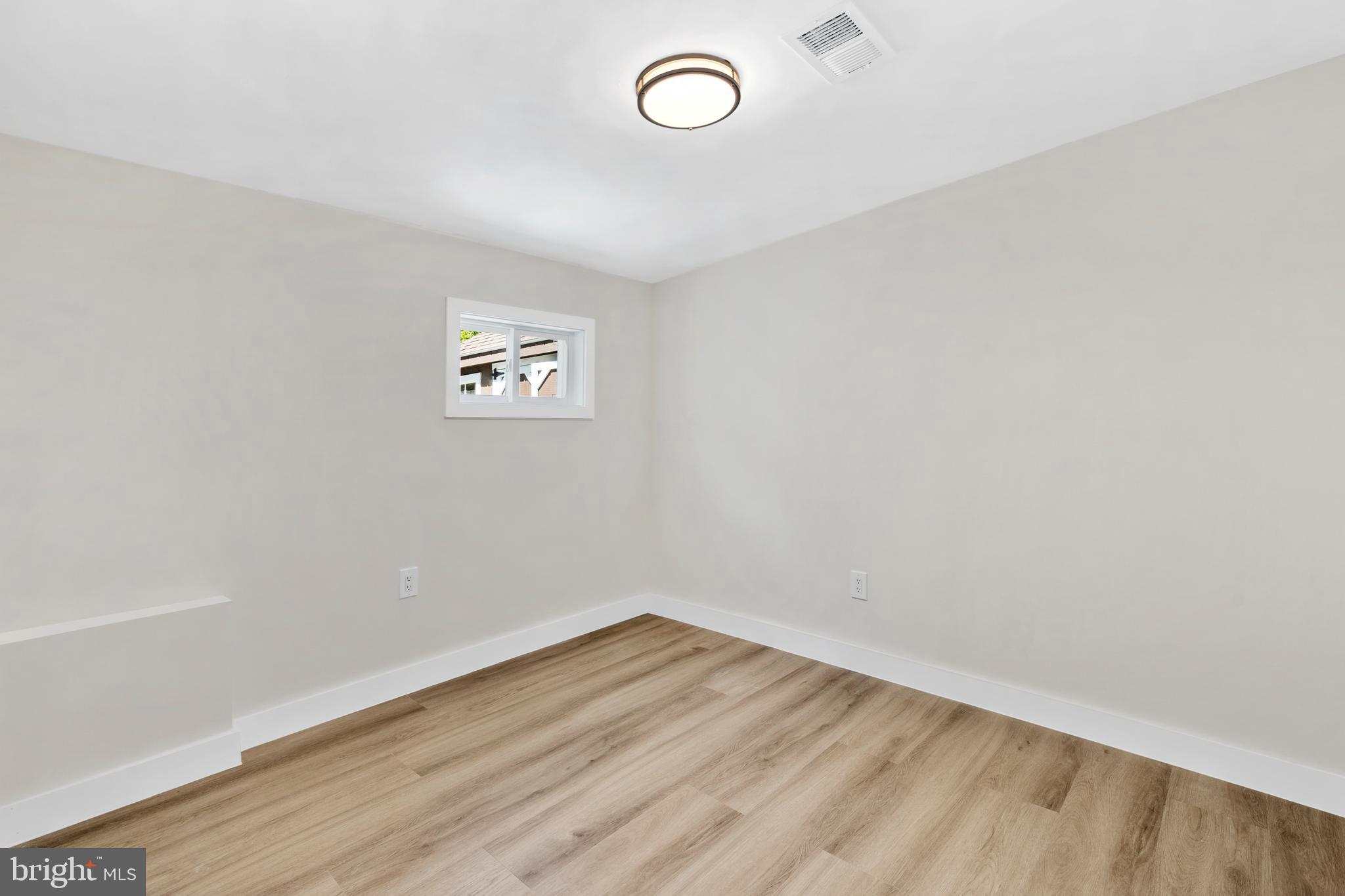 ACADEMY GARDENS - Residential
