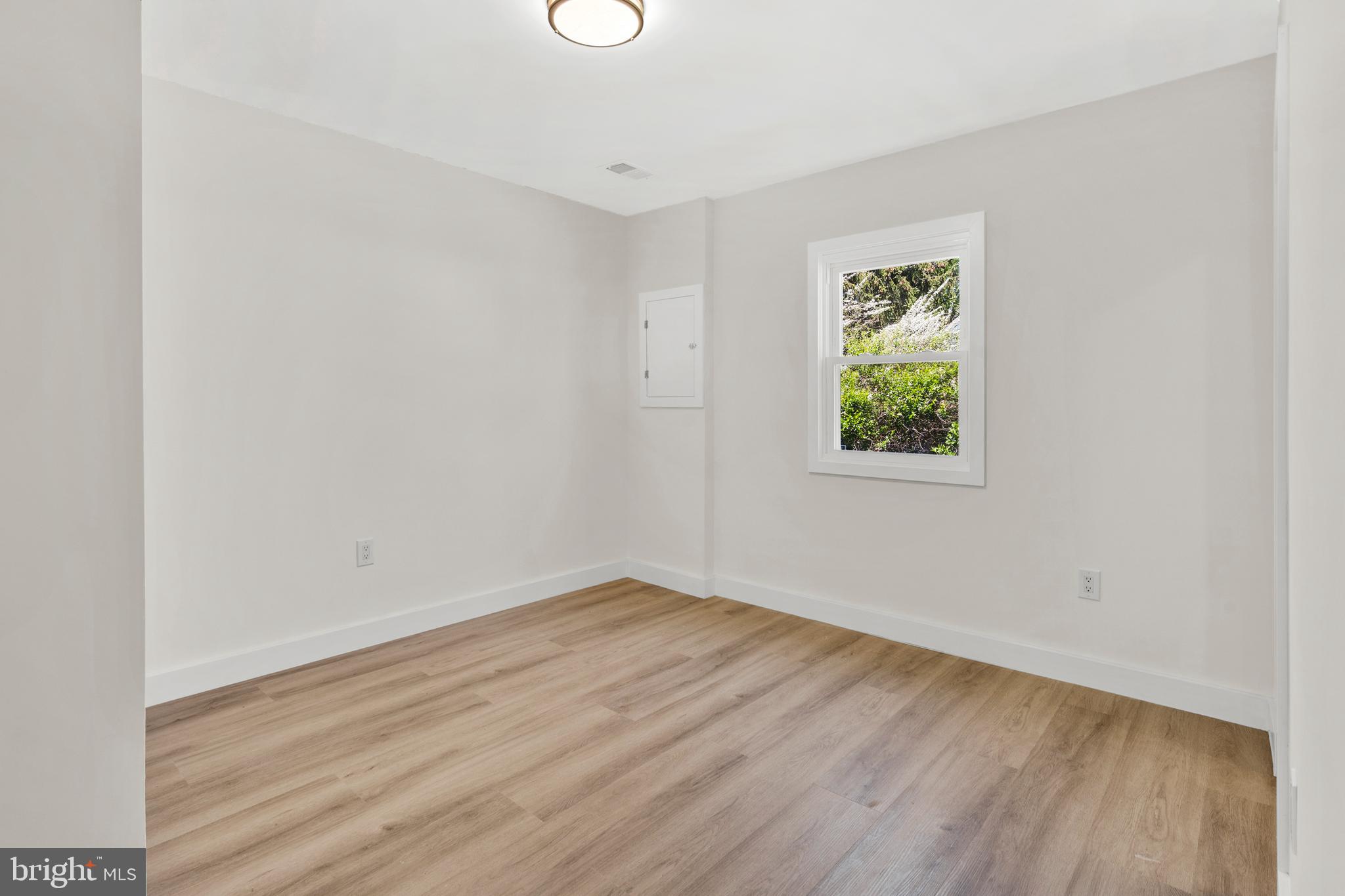 ACADEMY GARDENS - Residential