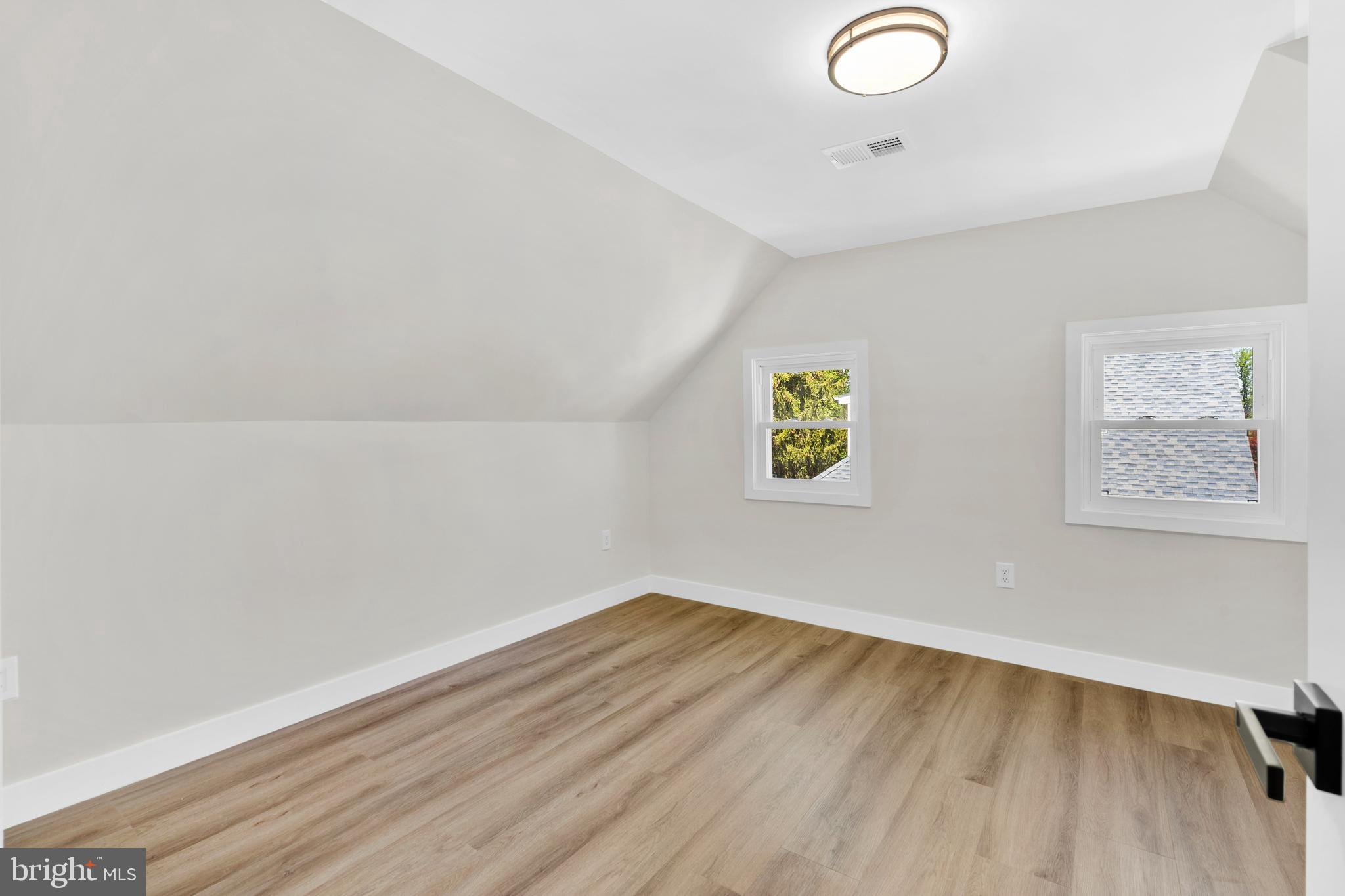 ACADEMY GARDENS - Residential