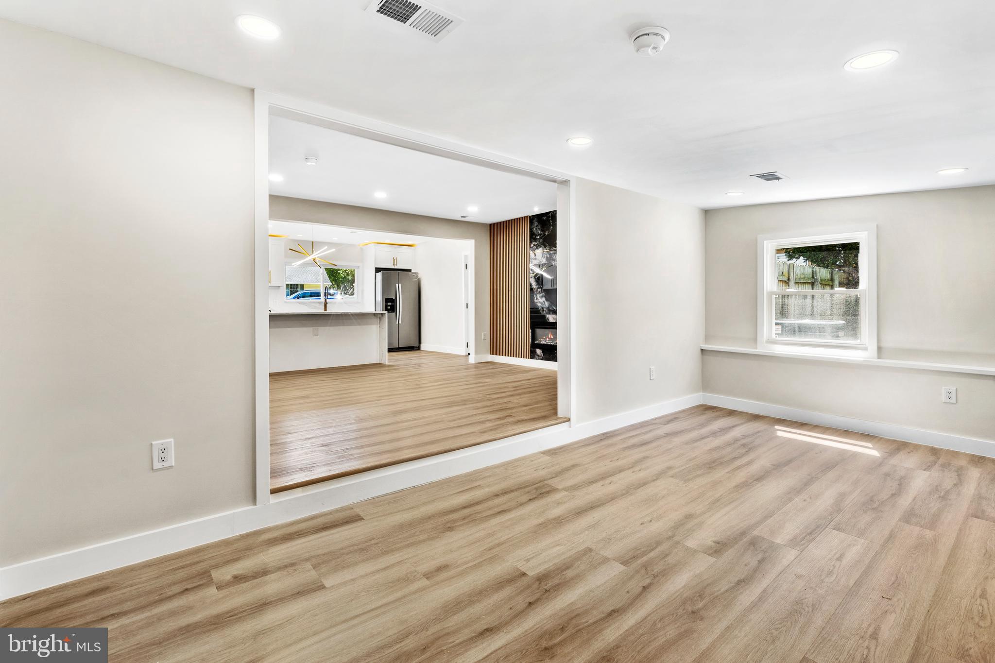 ACADEMY GARDENS - Residential