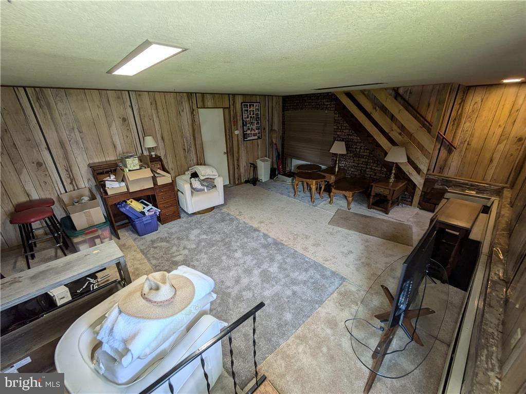 NOT IN - Residential Lease