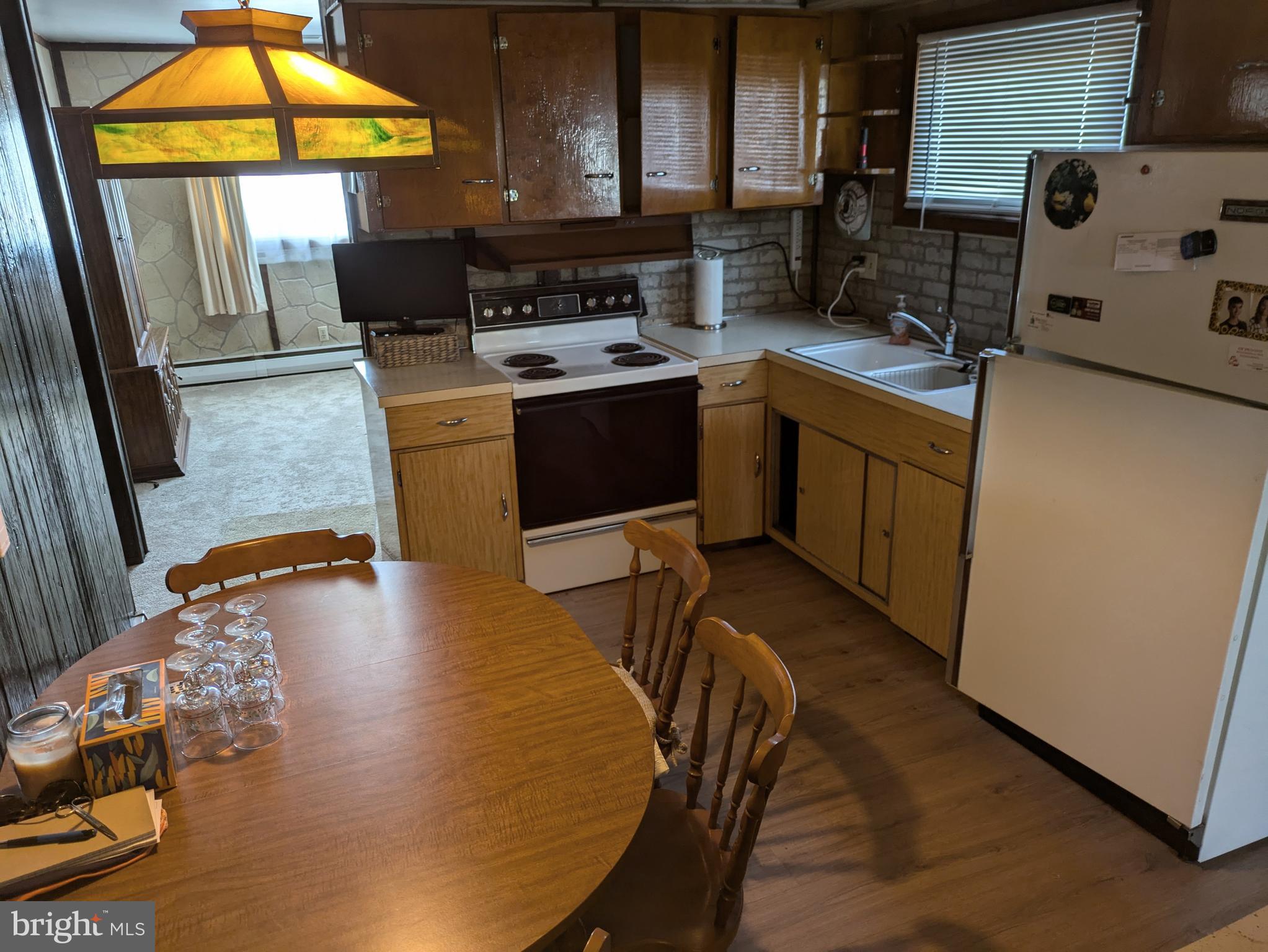 NOT IN - Residential Lease