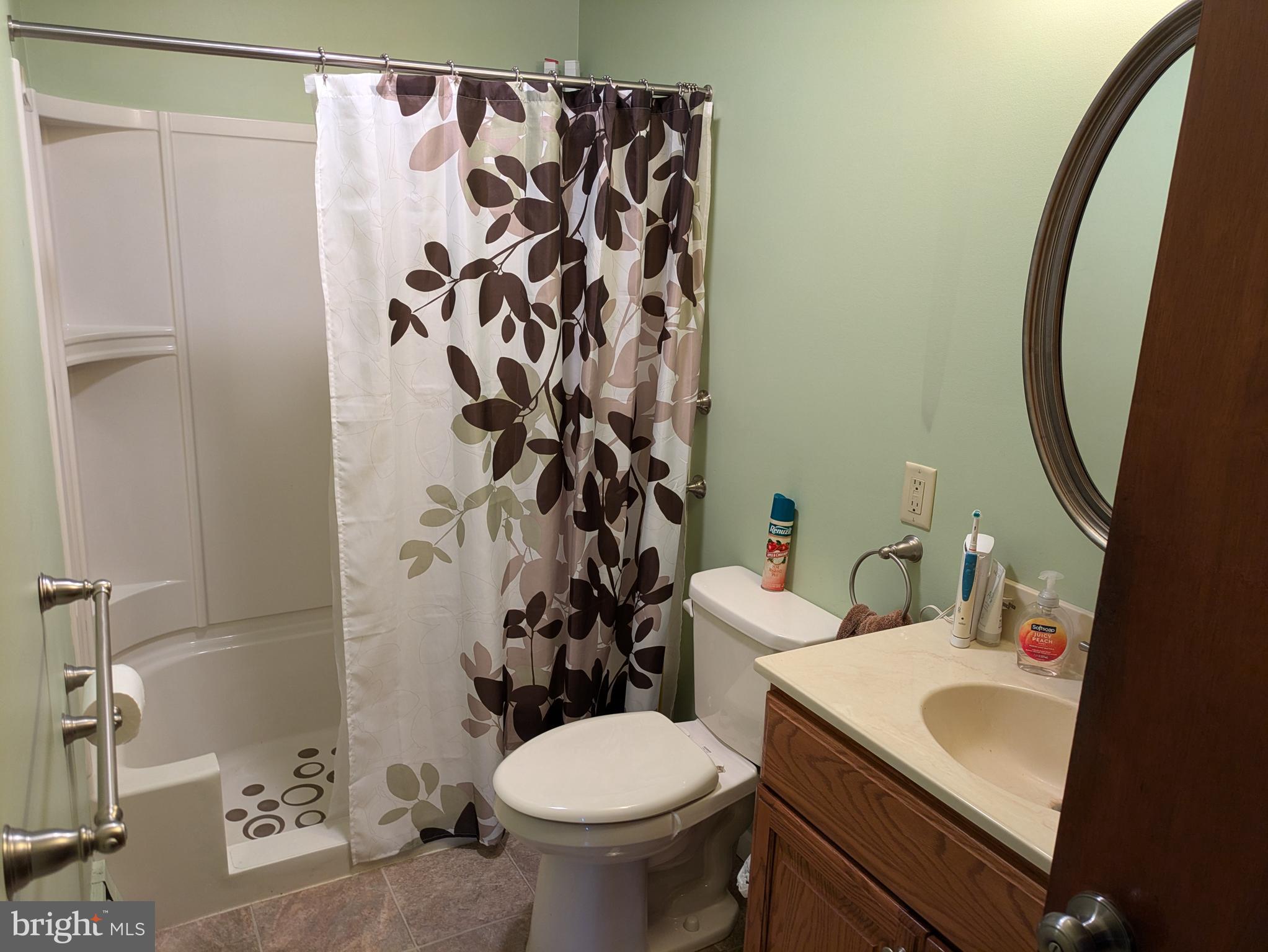 NOT IN - Residential Lease