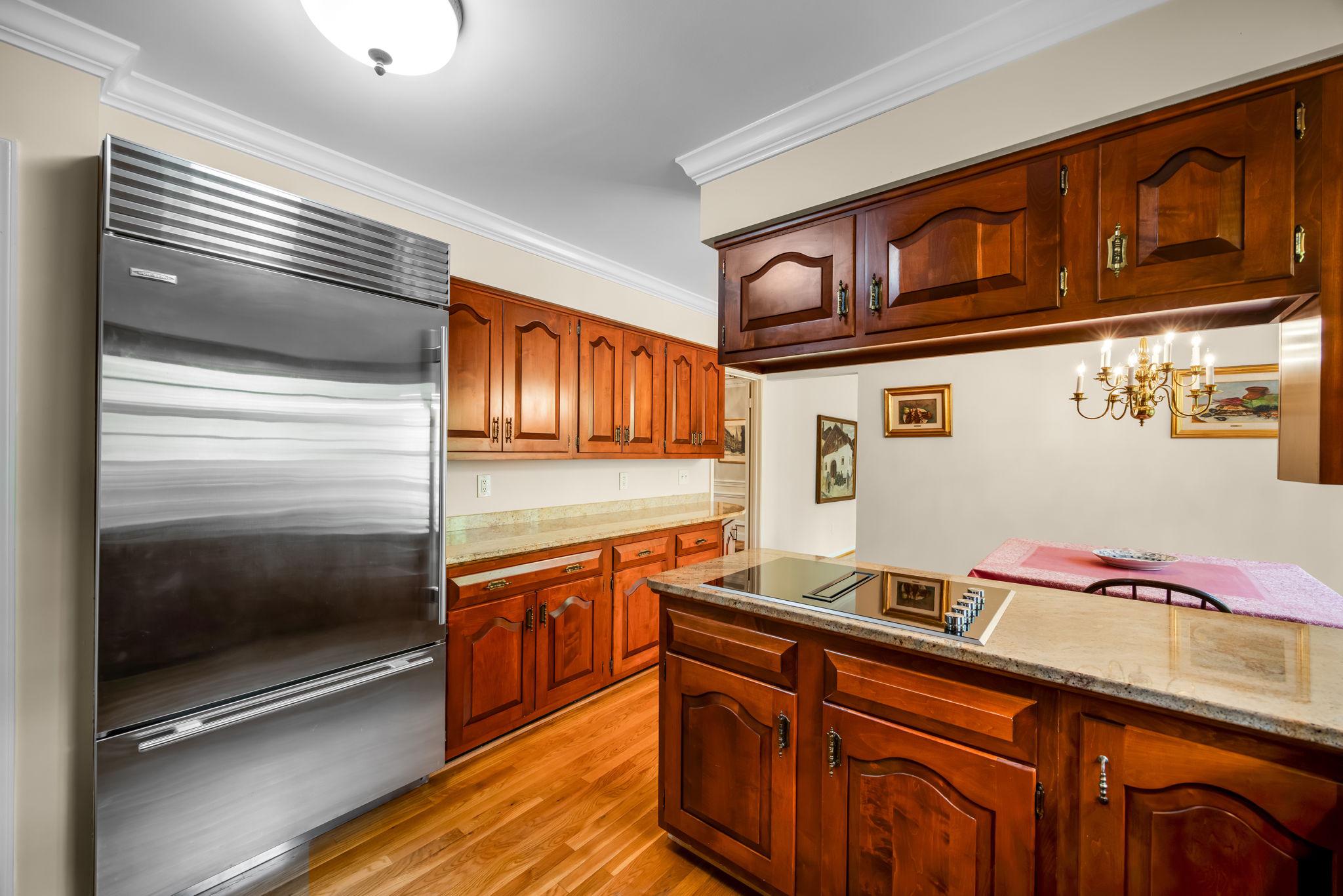 LANGLEY OAKS - Residential