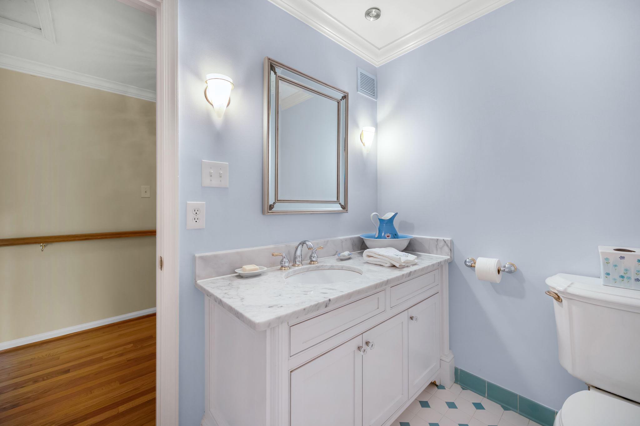 LANGLEY OAKS - Residential