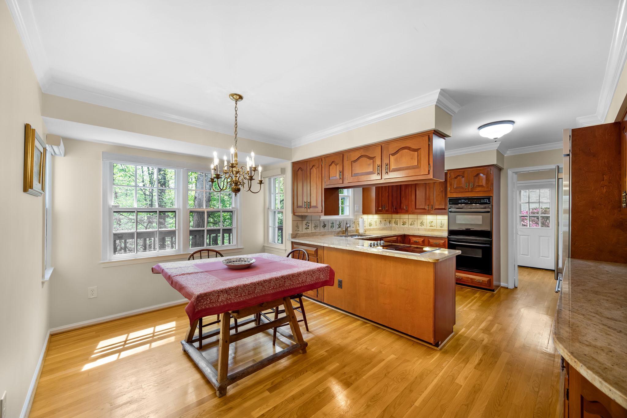 LANGLEY OAKS - Residential