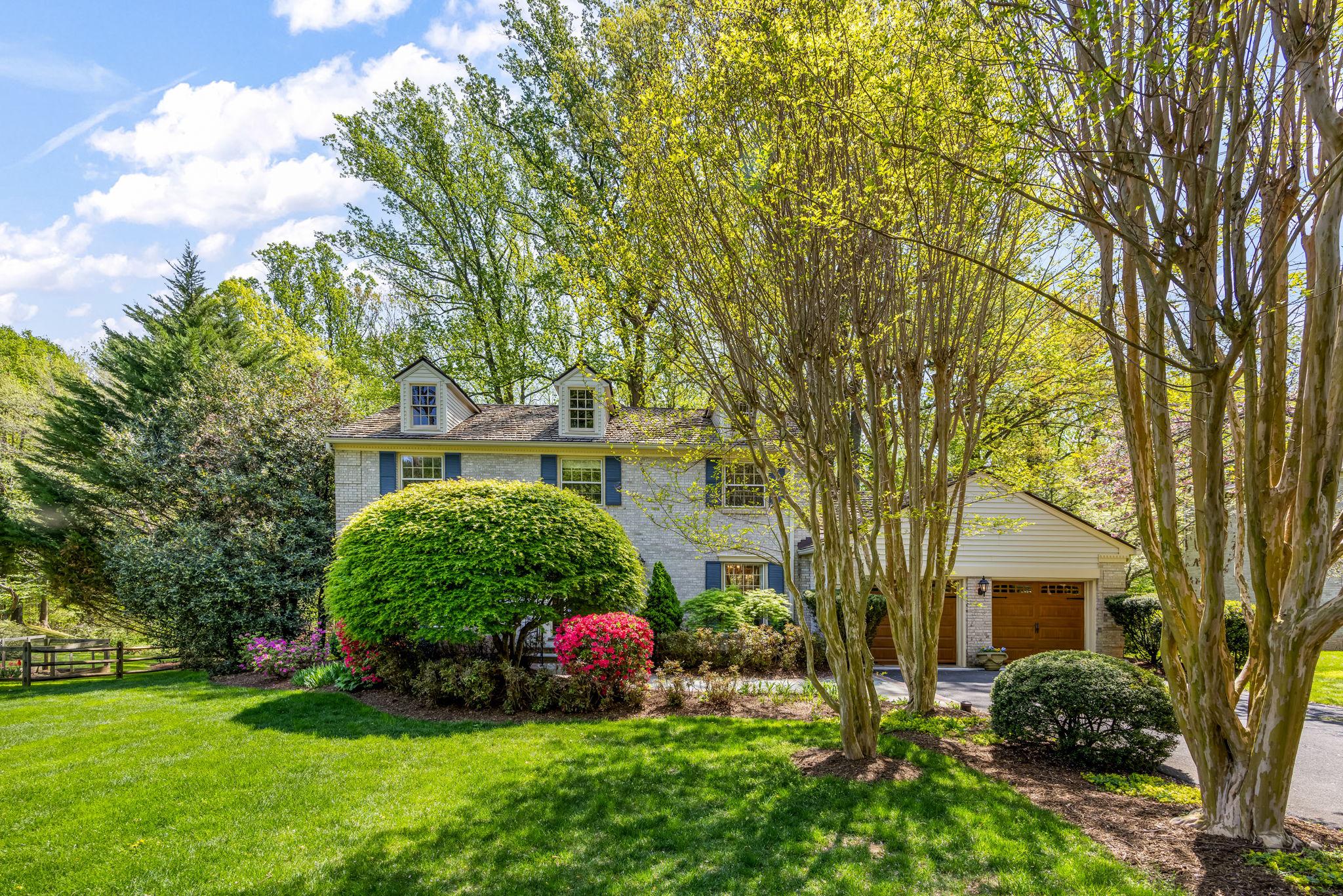 LANGLEY OAKS - Residential