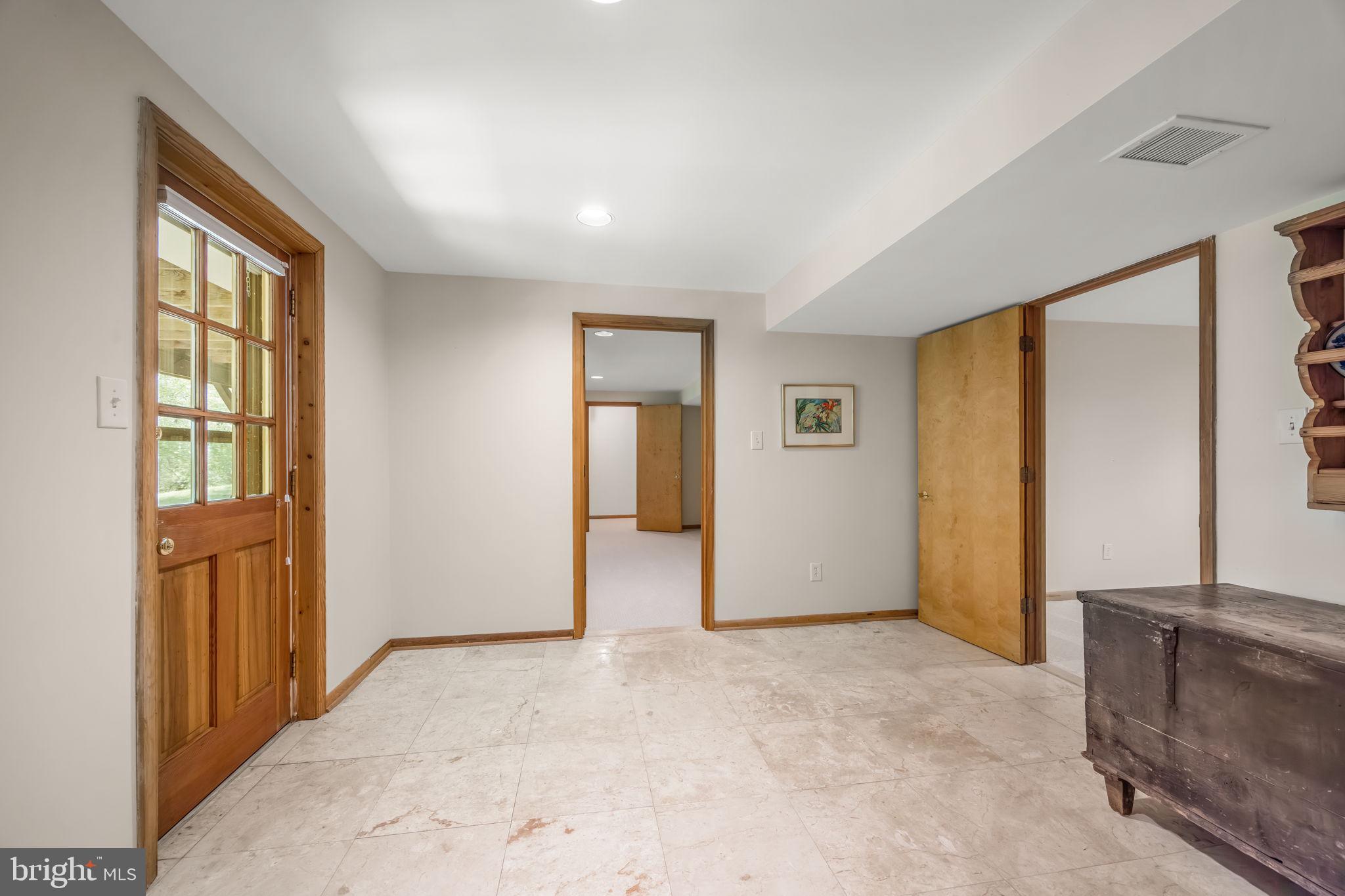 LANGLEY OAKS - Residential