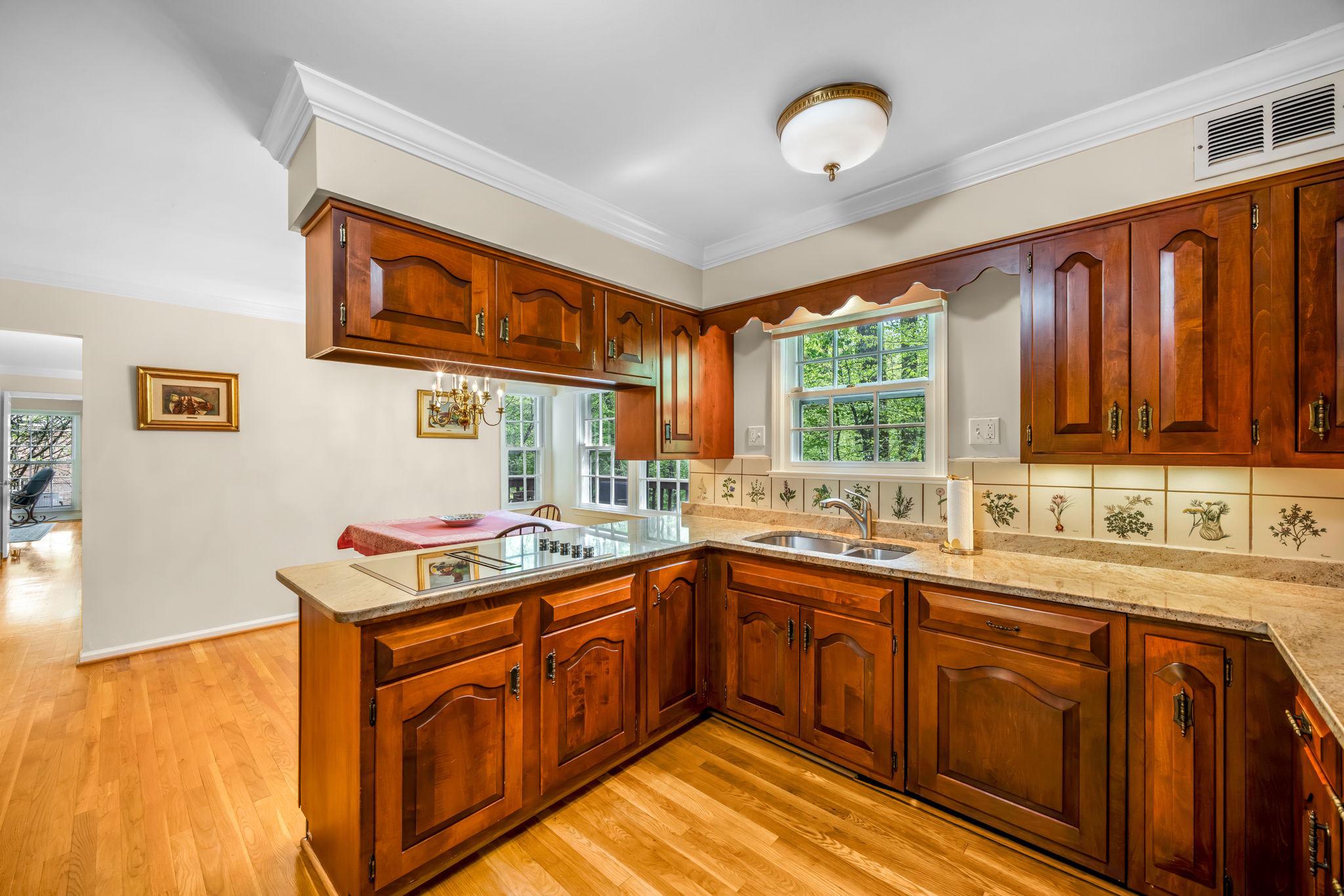 LANGLEY OAKS - Residential