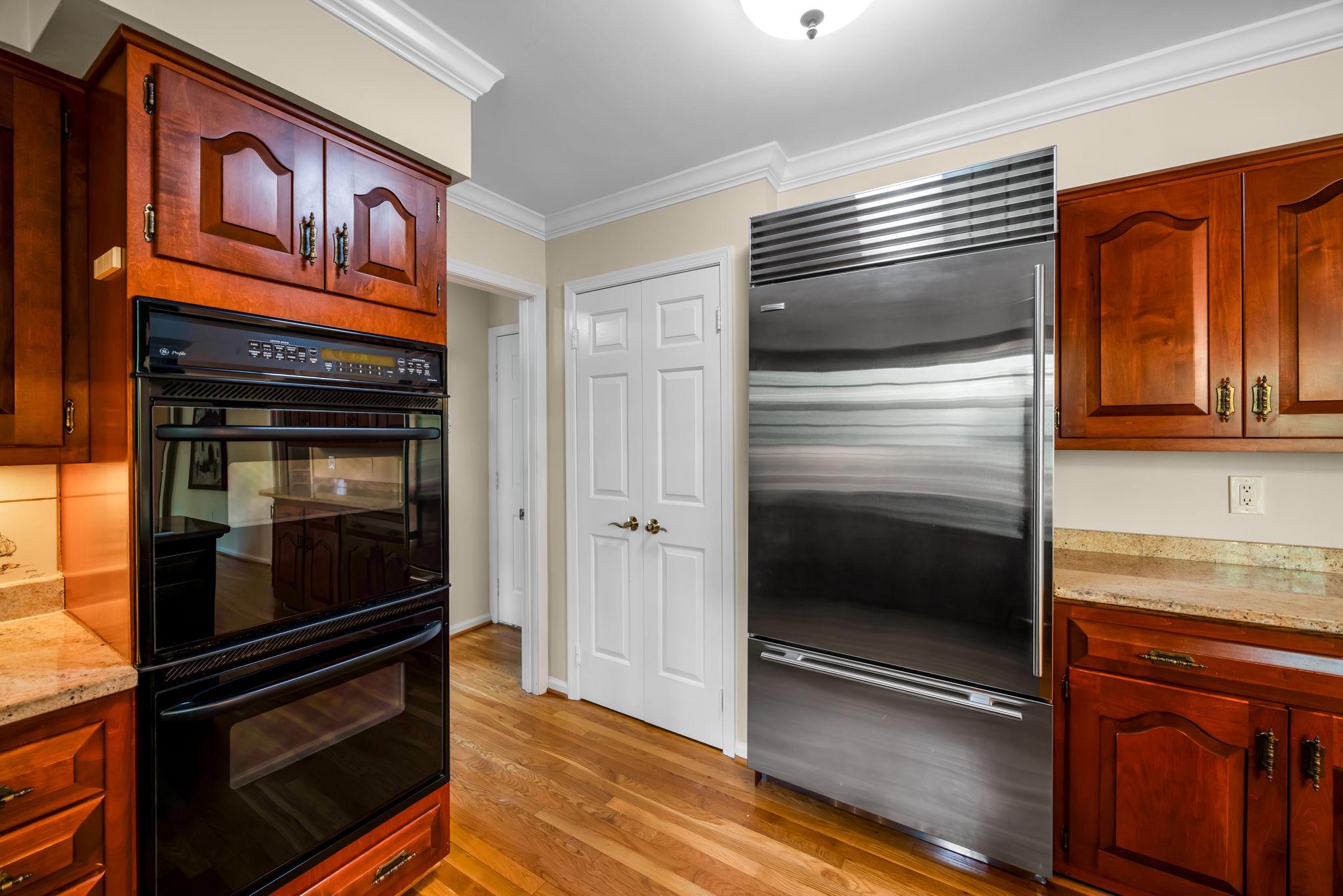 LANGLEY OAKS - Residential