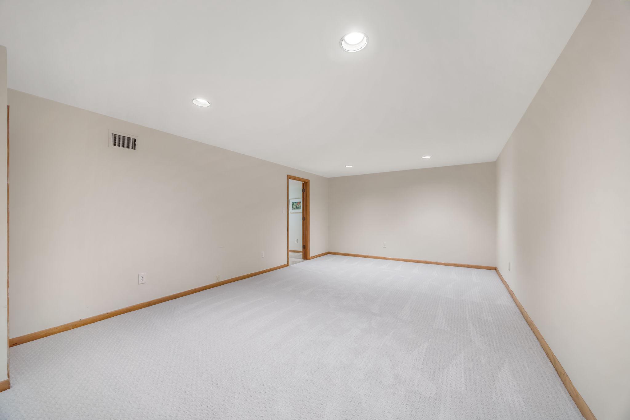 LANGLEY OAKS - Residential