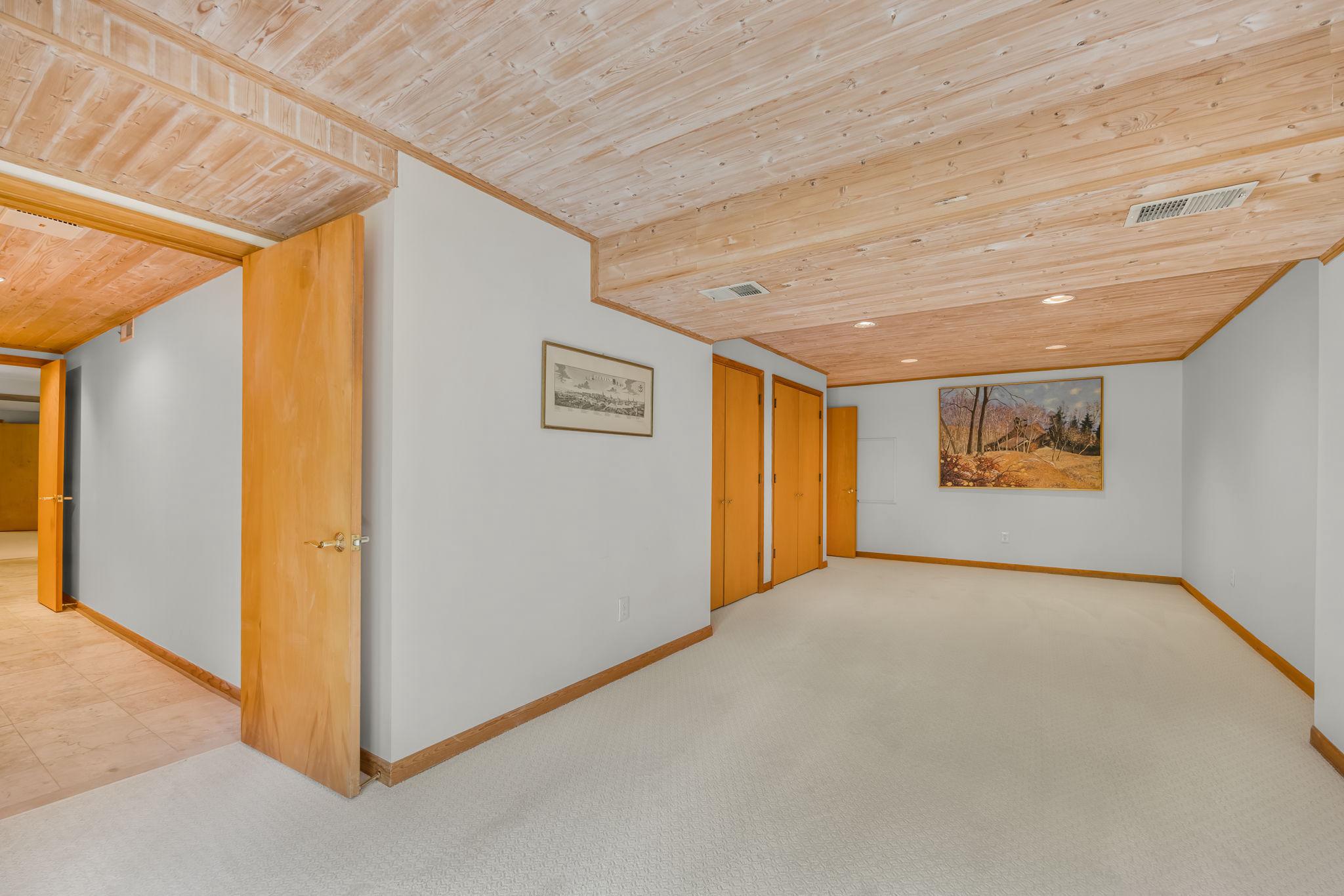 LANGLEY OAKS - Residential