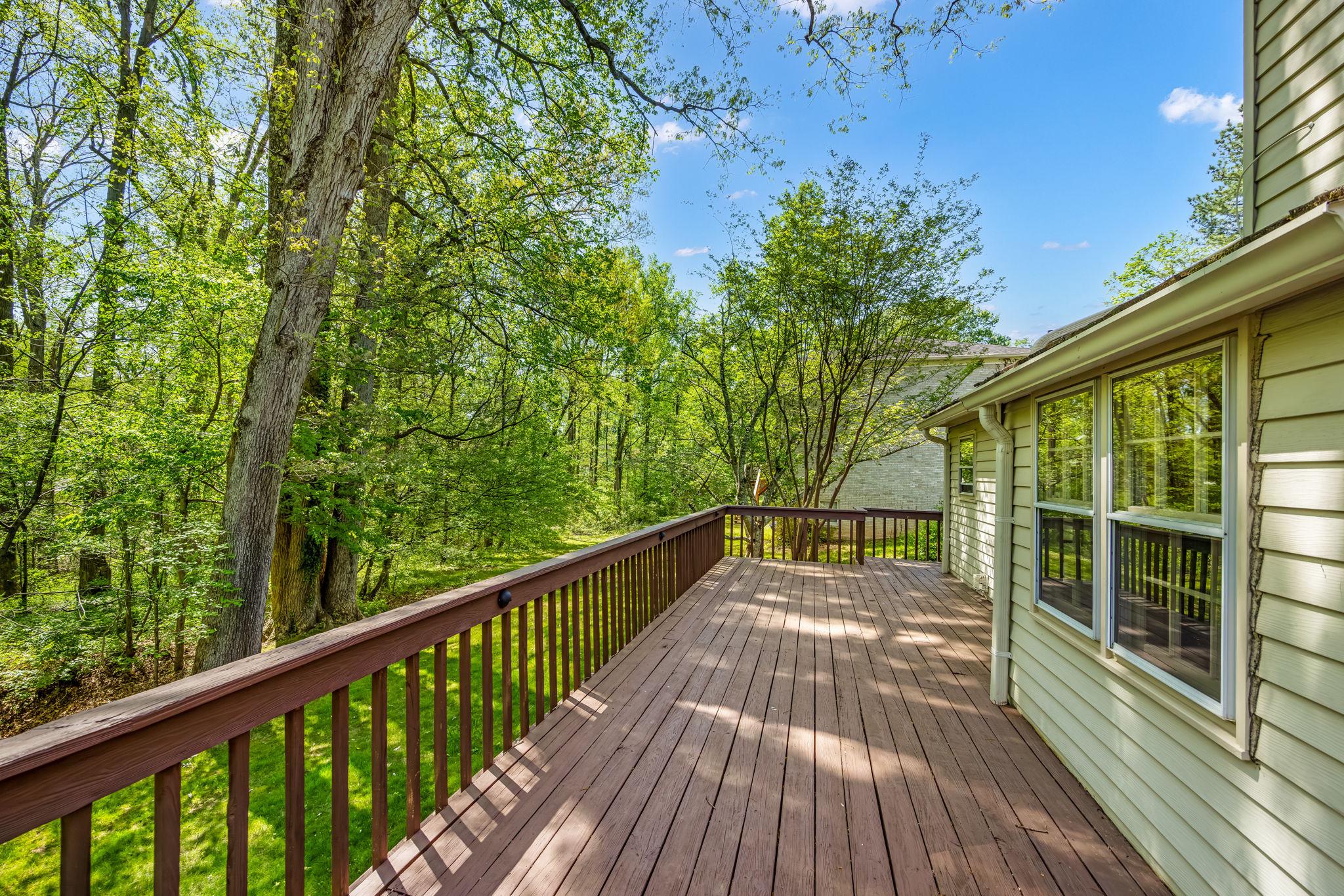 LANGLEY OAKS - Residential