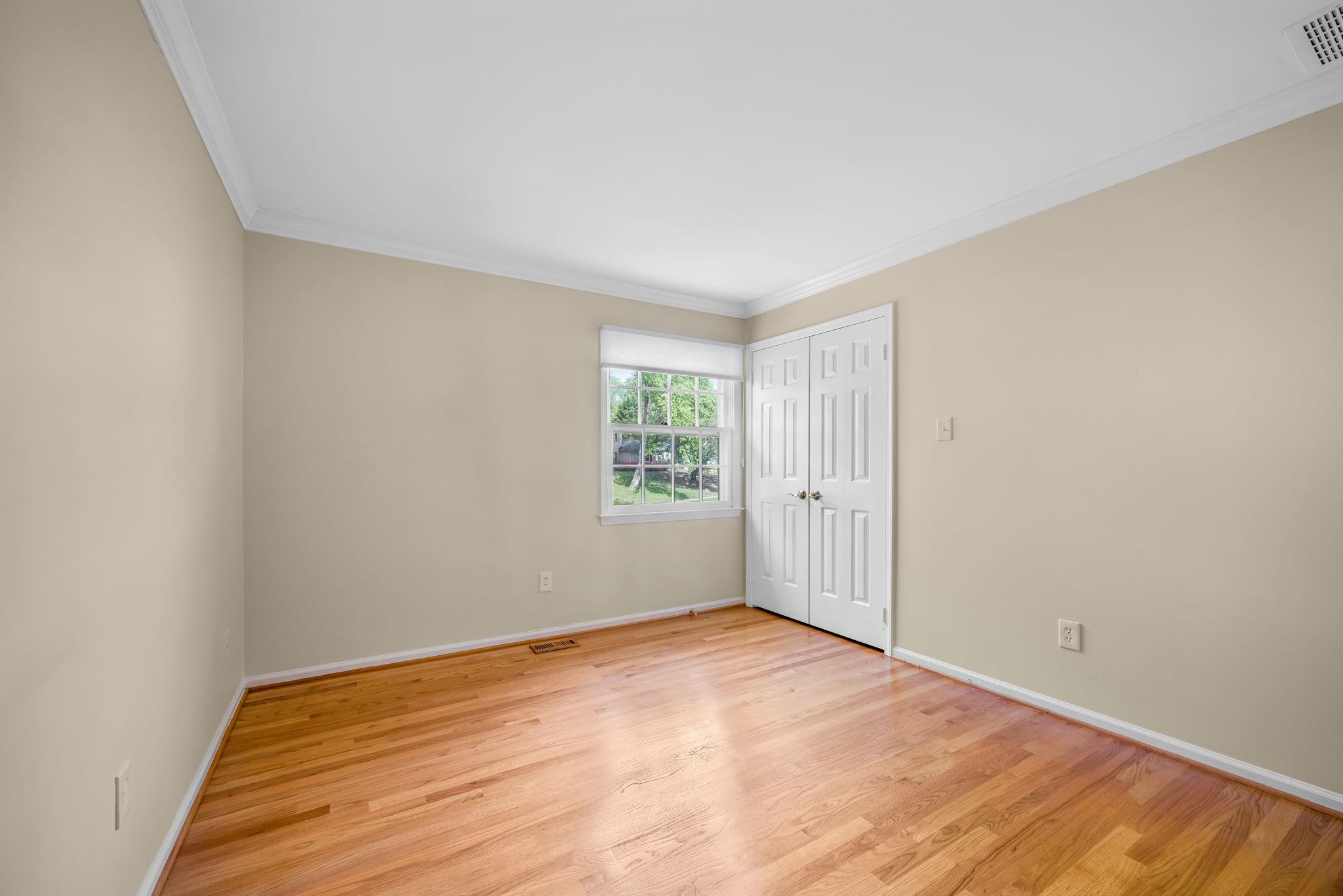 LANGLEY OAKS - Residential