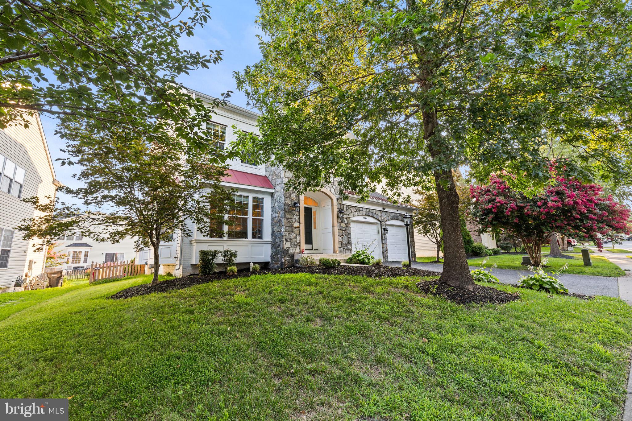 9024 WOODPECKER COURT