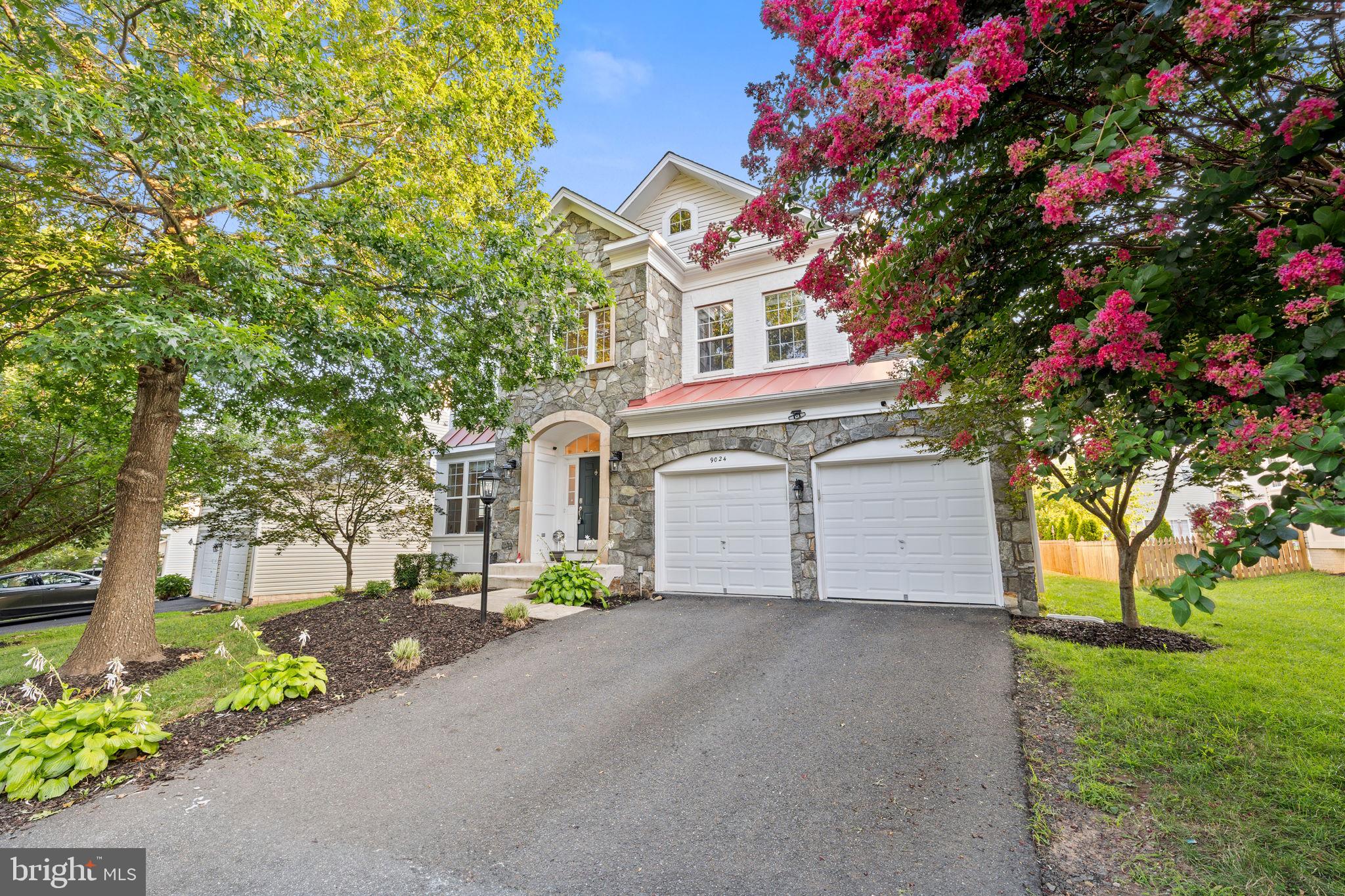 MEADOWS AT MORRIS FARM - Residential