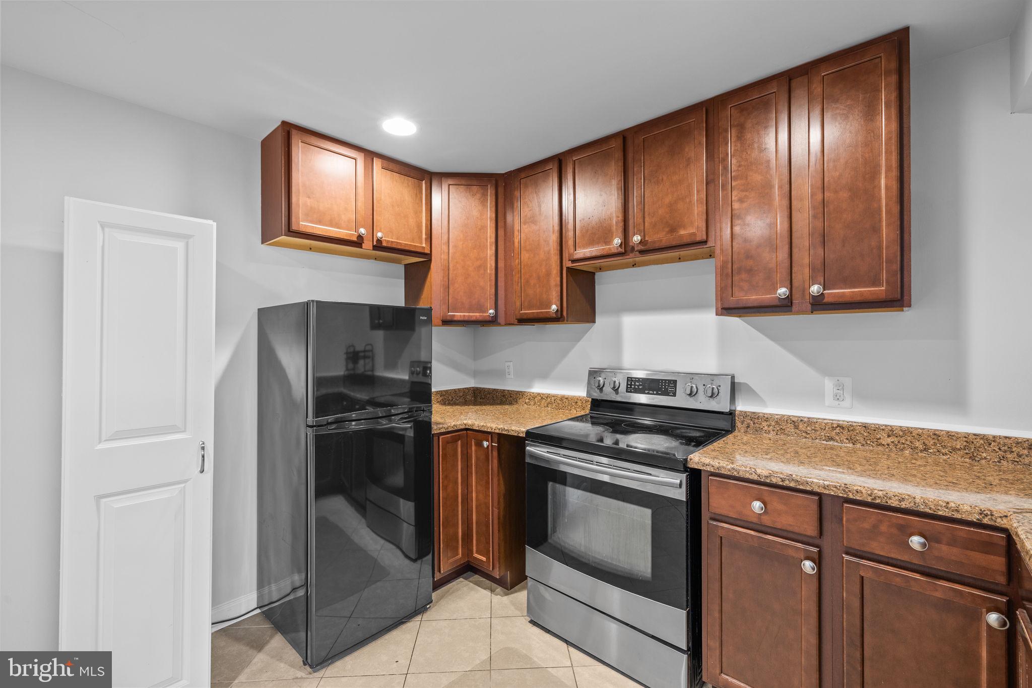 MEADOWS AT MORRIS FARM - Residential