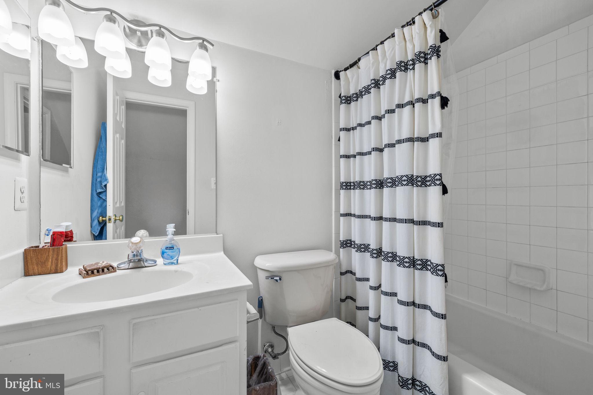 MEADOWS AT MORRIS FARM - Residential