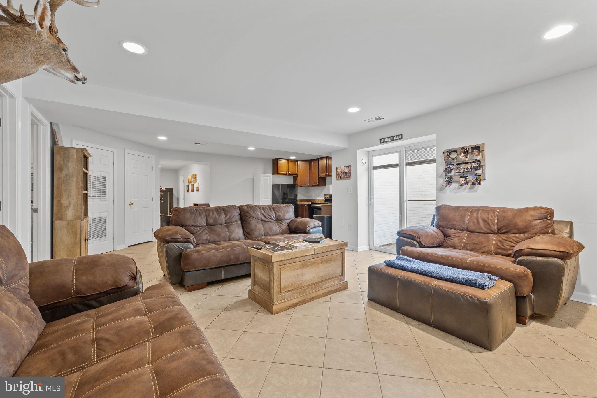 MEADOWS AT MORRIS FARM - Residential