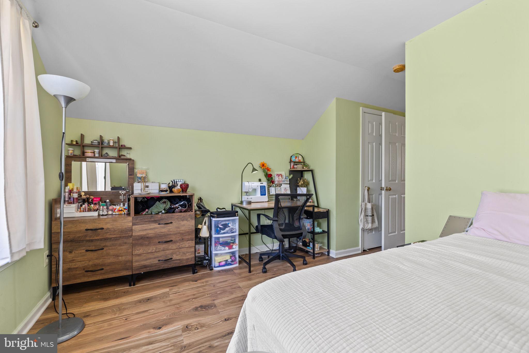 MEADOWS AT MORRIS FARM - Residential