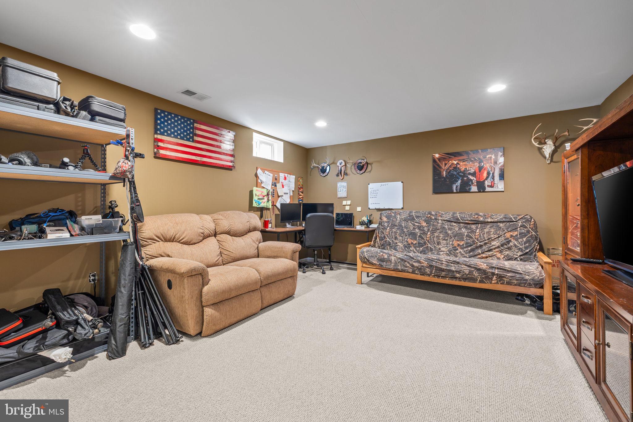 MEADOWS AT MORRIS FARM - Residential