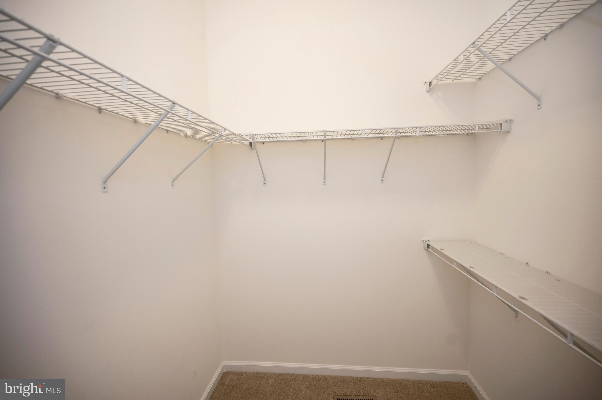 MINTBROOK - Residential