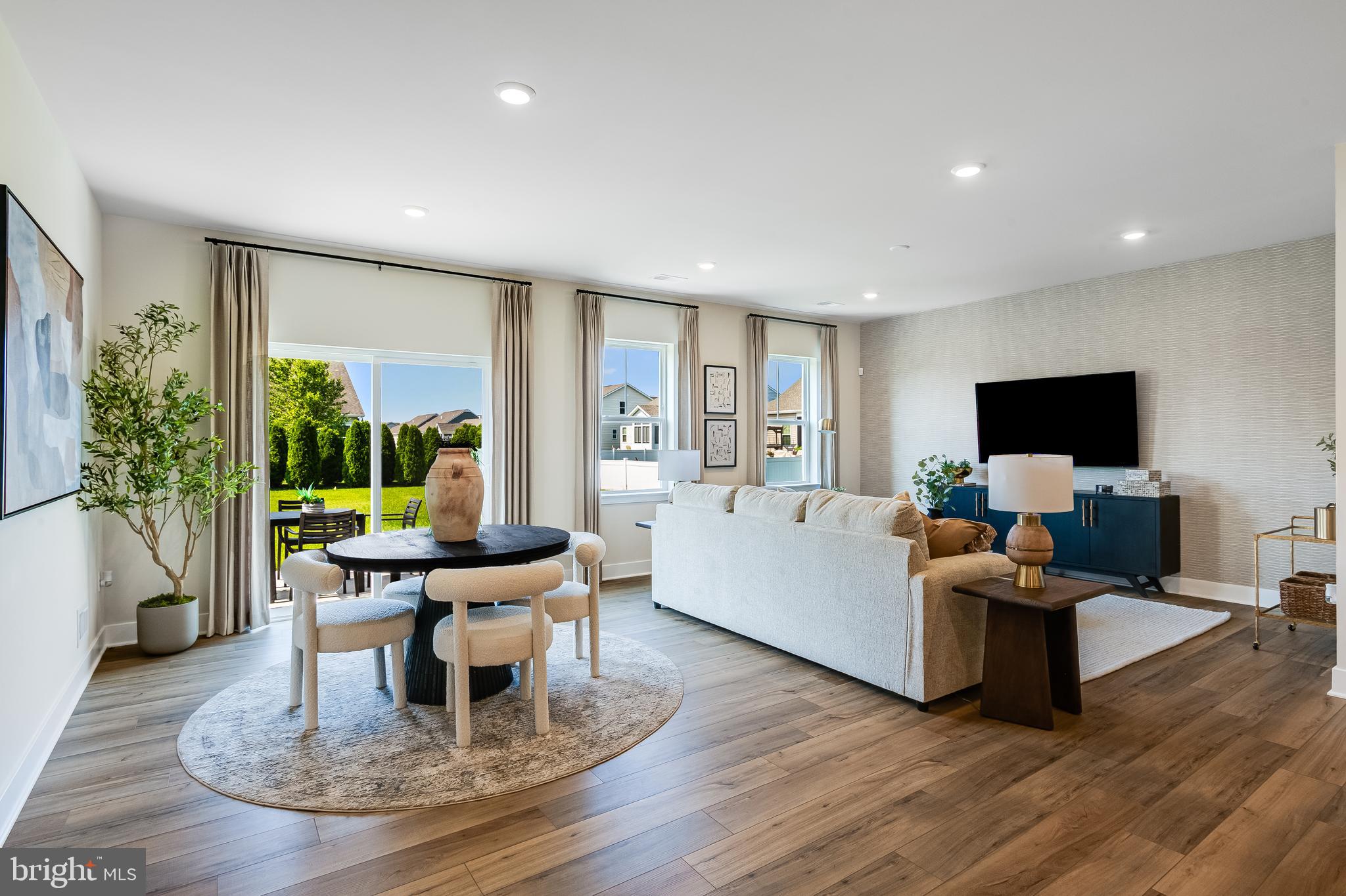 SOMERTON CHASE - Residential